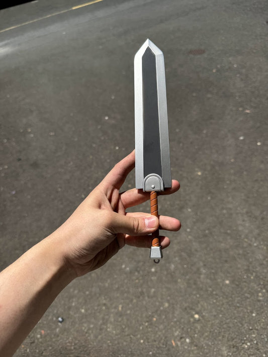 BERSERK – DRAGON SLAYER MINI REPLICA