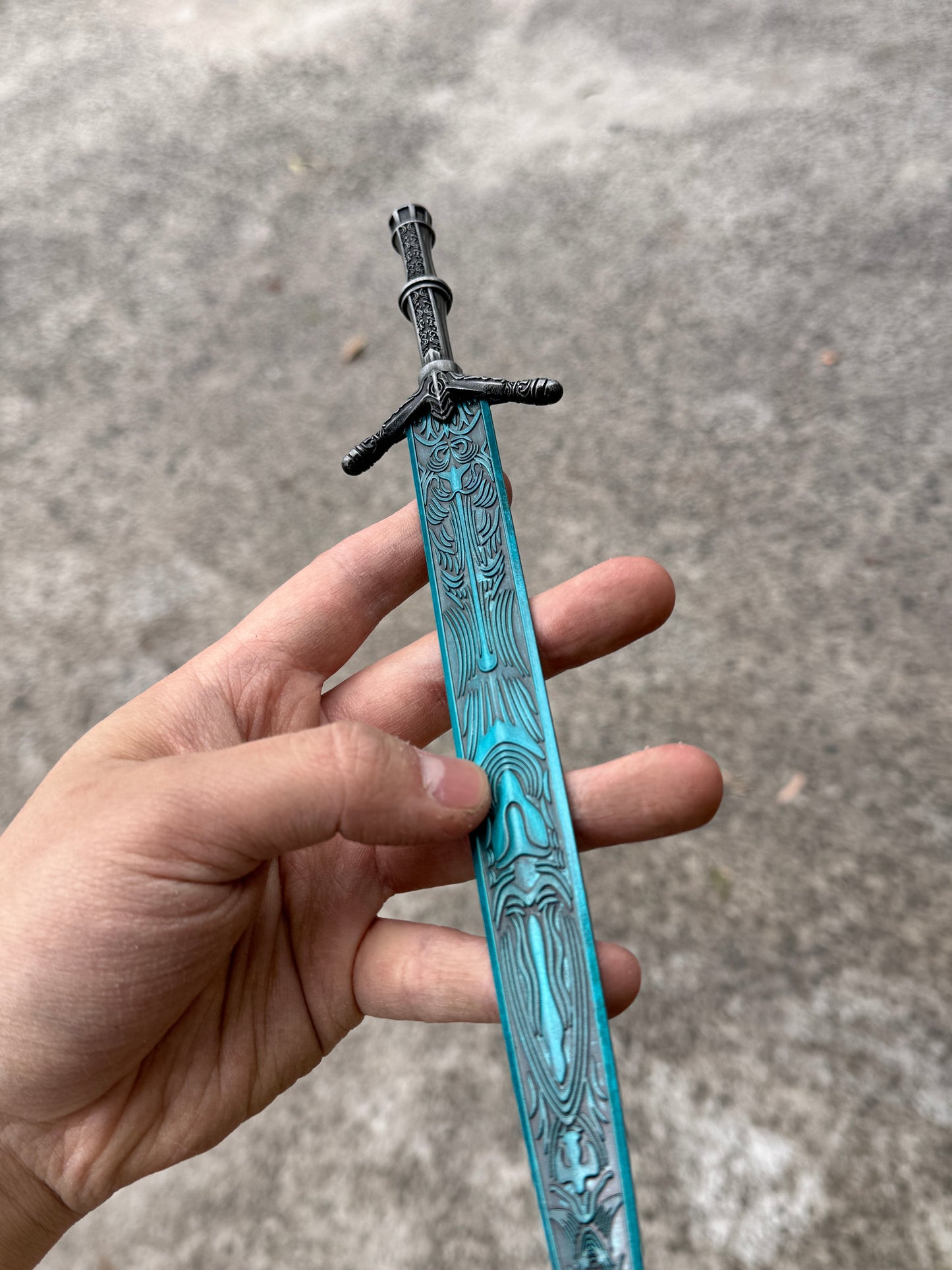 BLOODBORNE - HOLY MOONLIGHT SWORD MINI REPLICA
