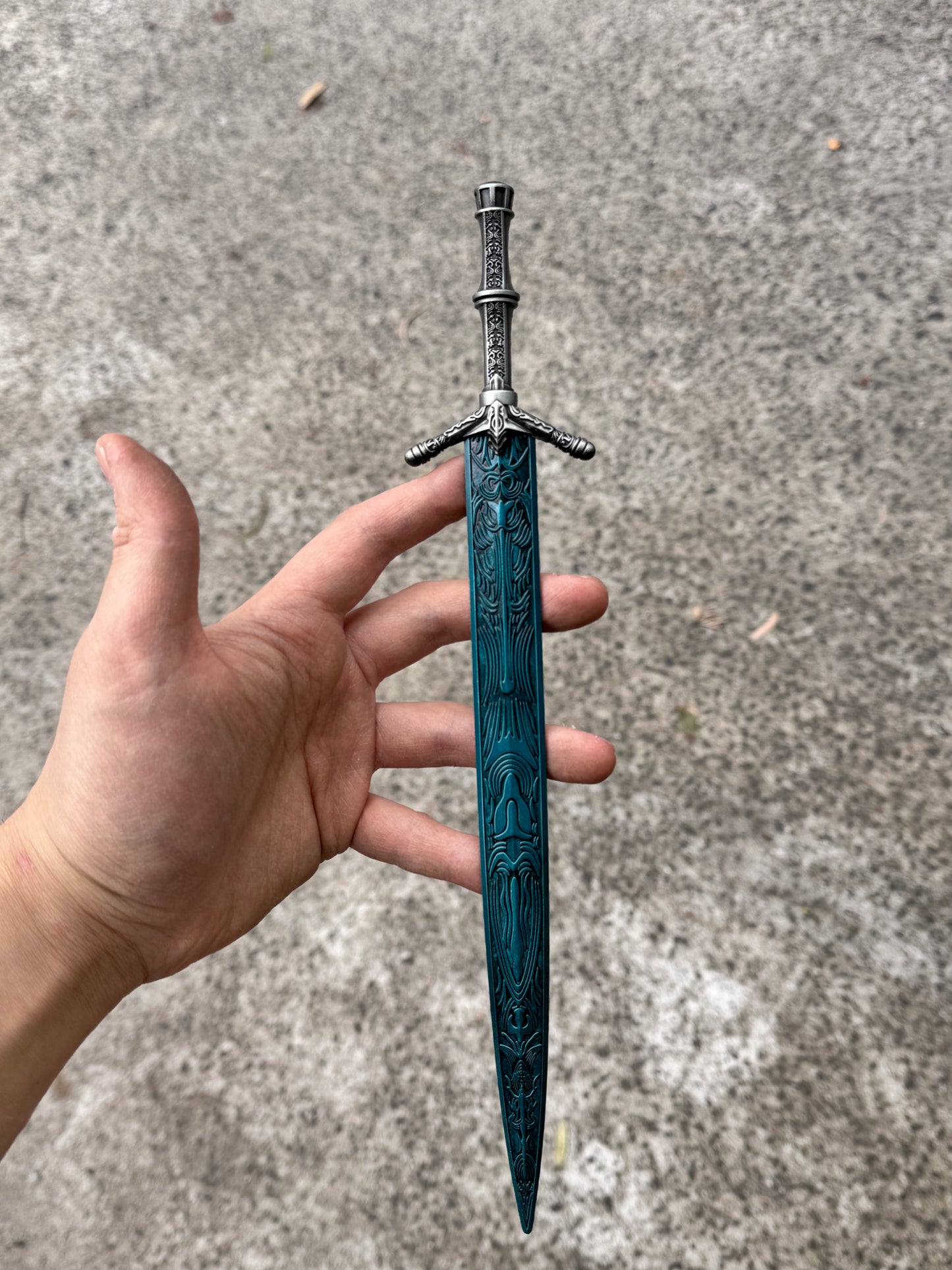 BLOODBORNE - HOLY MOONLIGHT SWORD MINI REPLICA