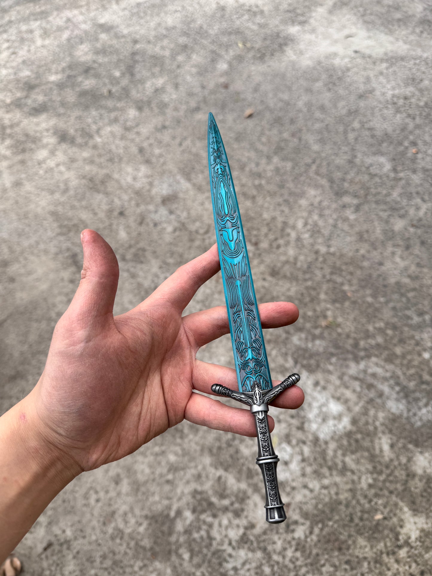 BLOODBORNE - HOLY MOONLIGHT SWORD MINI REPLICA