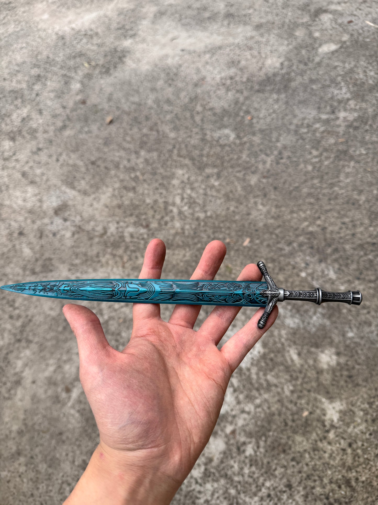 BLOODBORNE - HOLY MOONLIGHT SWORD MINI REPLICA