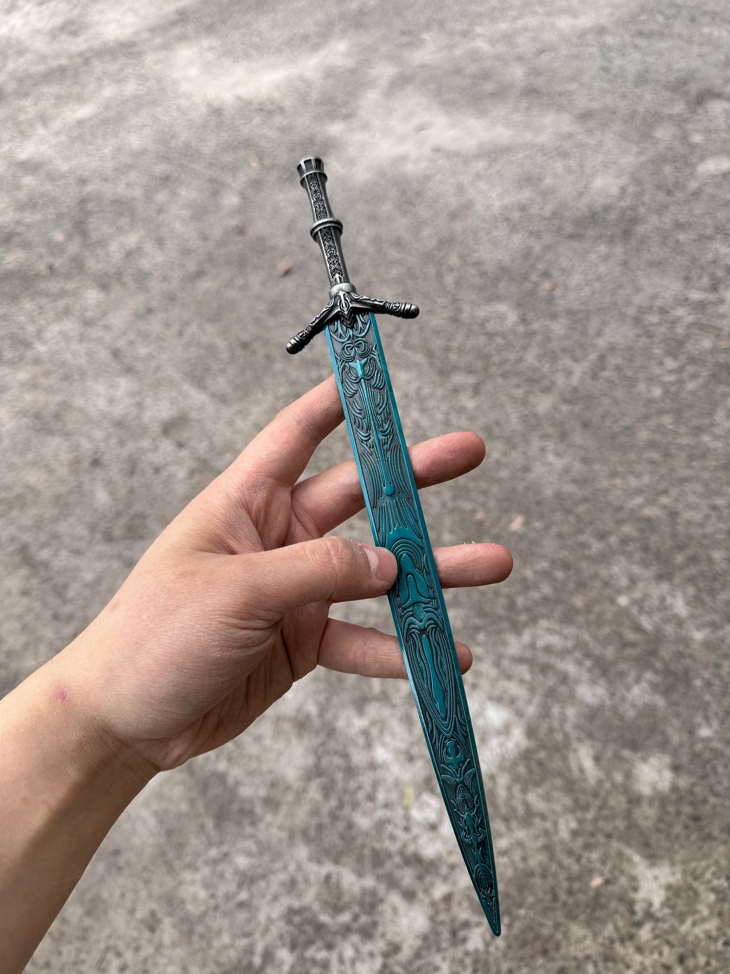 BLOODBORNE - HOLY MOONLIGHT SWORD MINI REPLICA