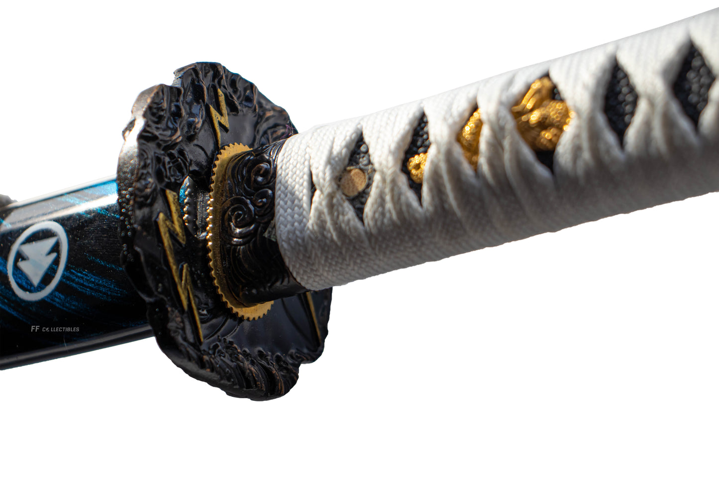 GHOST OF TSUSHIMA – THE STORM OF CLAN SAKAI, THE SWORD OF JIN SAKAI (w FREE sword stand)