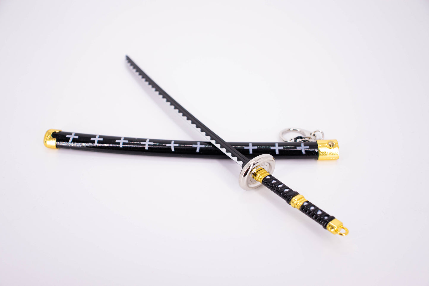 ONE PIECE – TRAFALGAR LAW’S KIKOKU SWORD KEYCHAIN