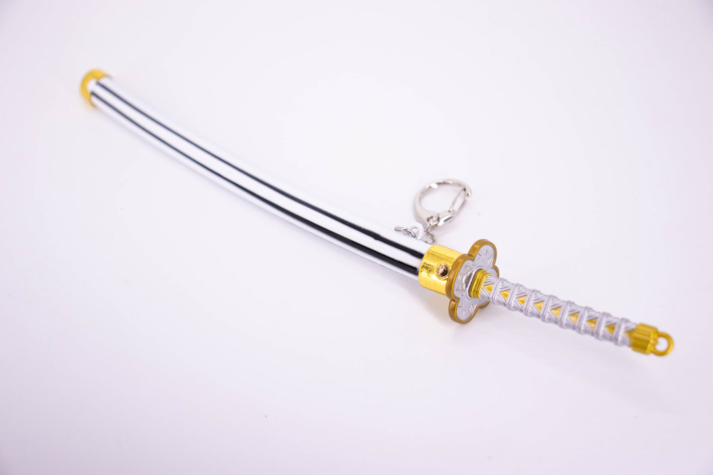 DEMON SLAYER – ZENITSU AGATSUMA’S NICHIRIN SWORD KEYCHAIN