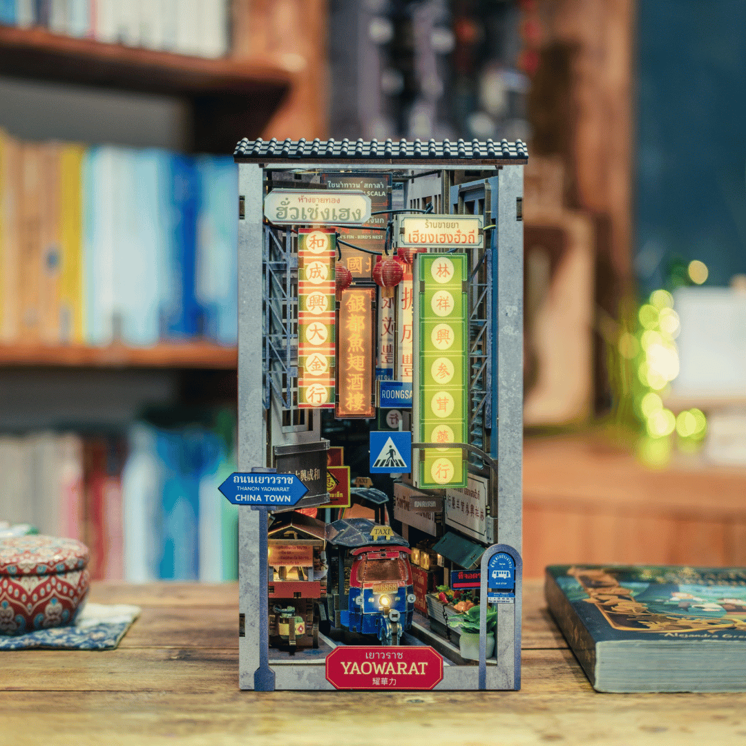 ANAVRIN – BANGKOK YAOWARAT BOOK NOOK KIT 1