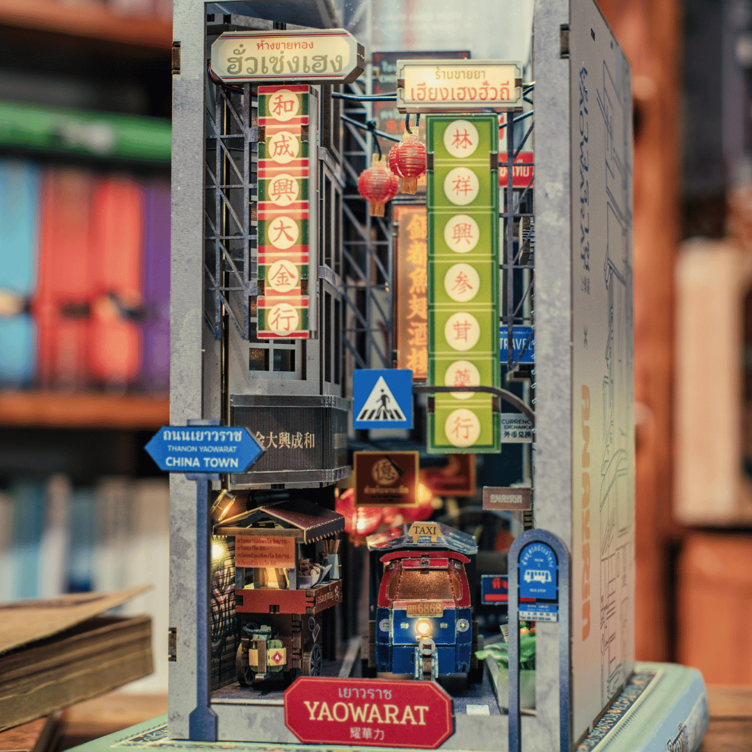 ANAVRIN – BANGKOK YAOWARAT BOOK NOOK KIT 3