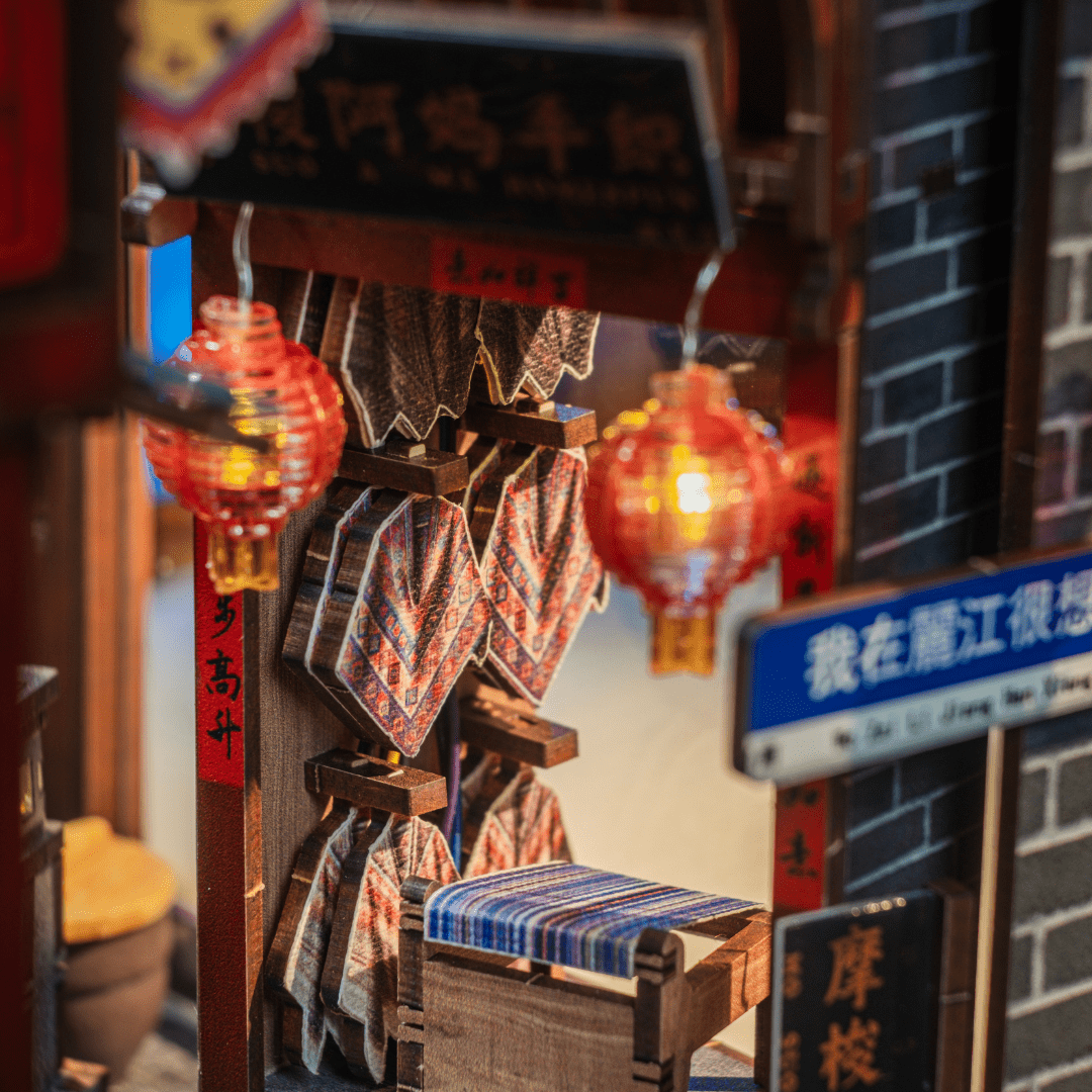 ANAVRIN – LIJIANG ANCIENT TOWN BOOK NOOK KIT 7