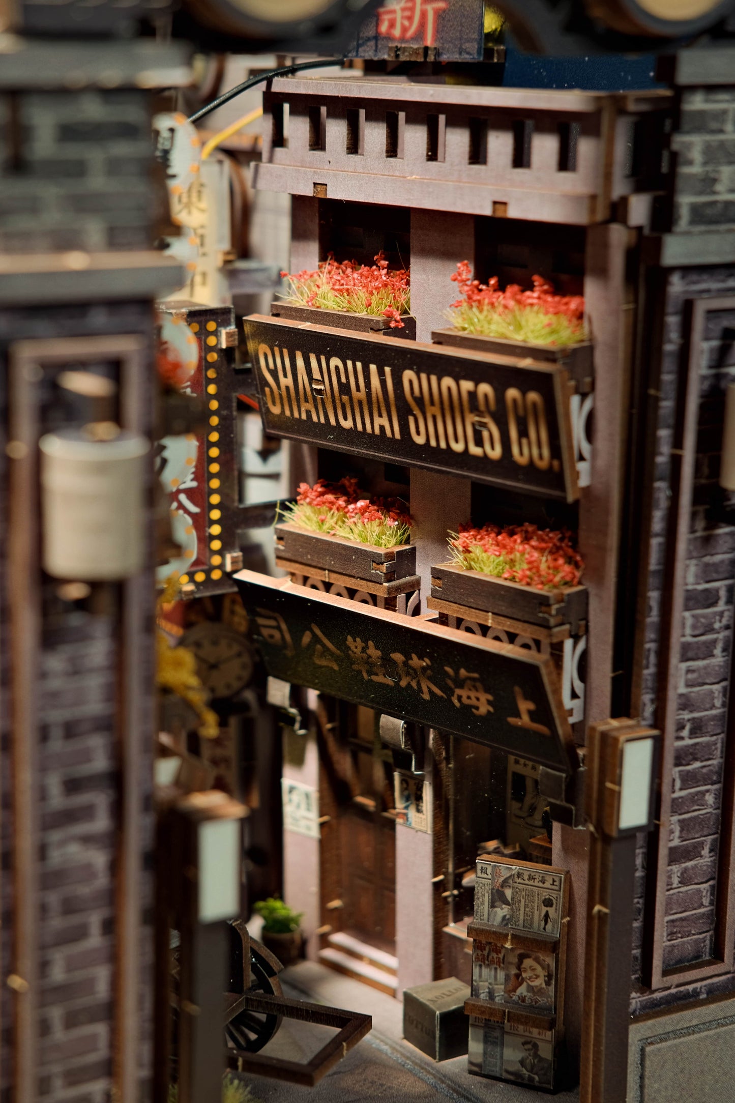 ANAVRIN – OLD SHANGHAI BOOK NOOK KIT