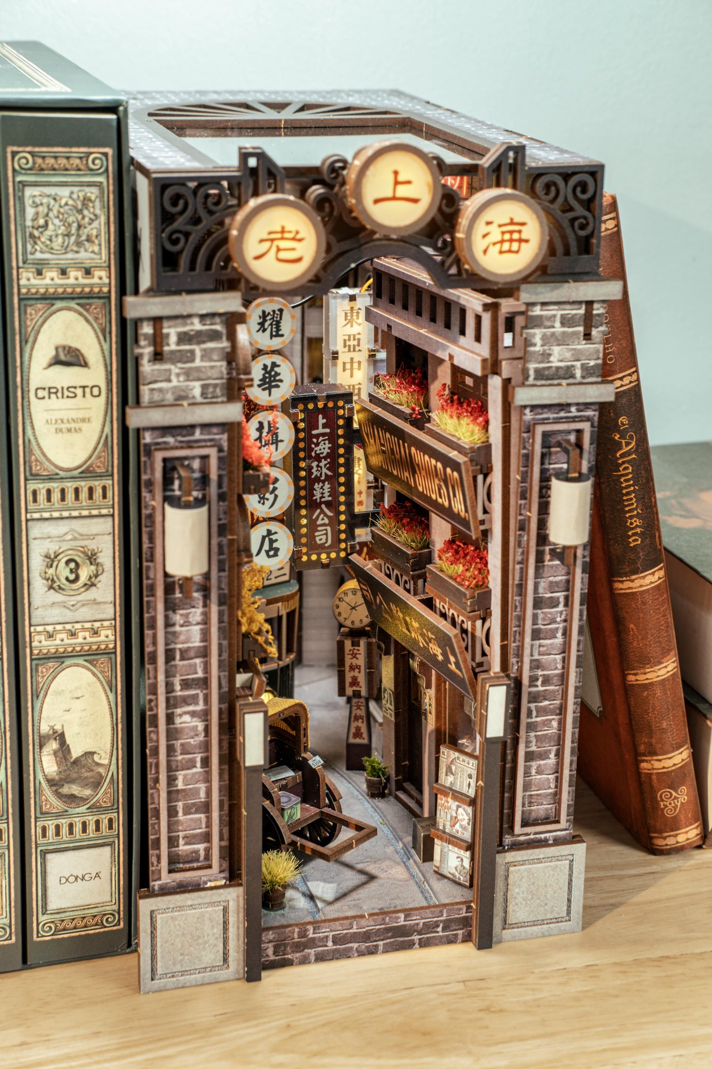 ANAVRIN – OLD SHANGHAI BOOK NOOK KIT