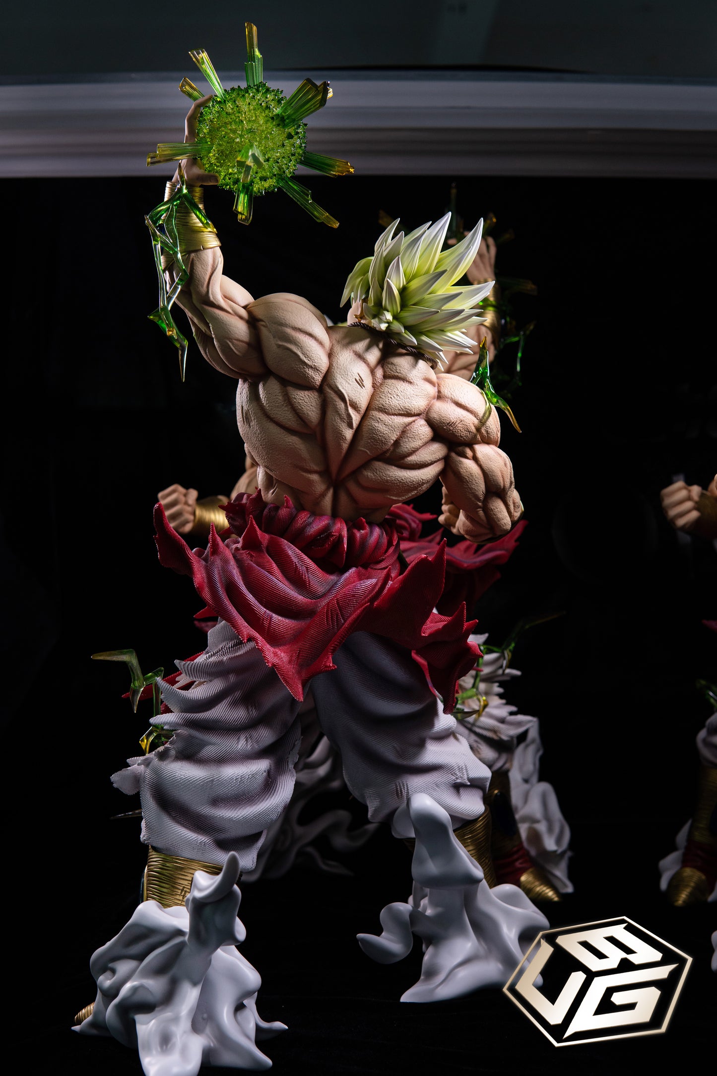 BUG STUDIO – DRAGON BALL Z: BROLY [IN STOCK]