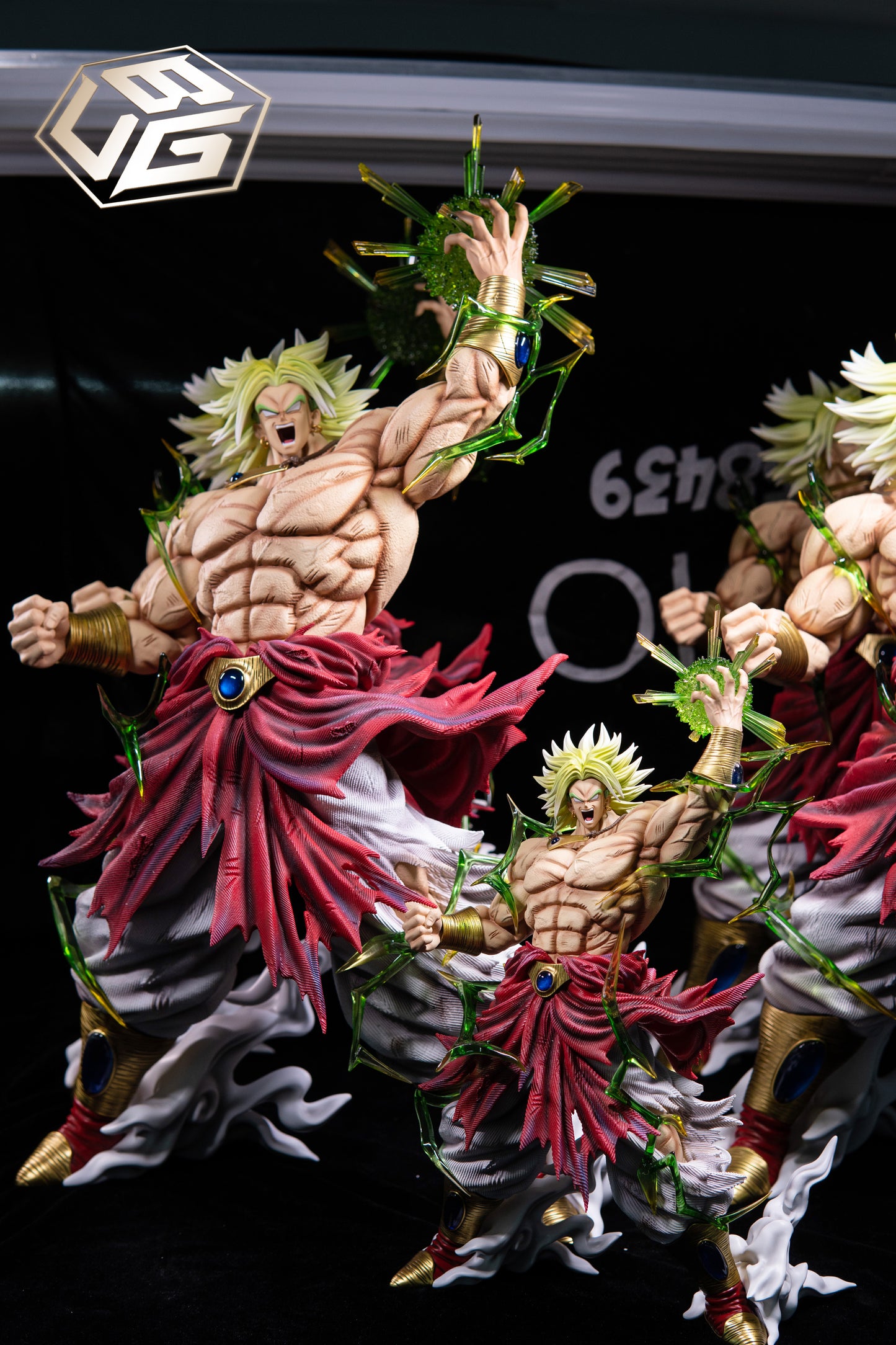 BUG STUDIO – DRAGON BALL Z: BROLY [IN STOCK]