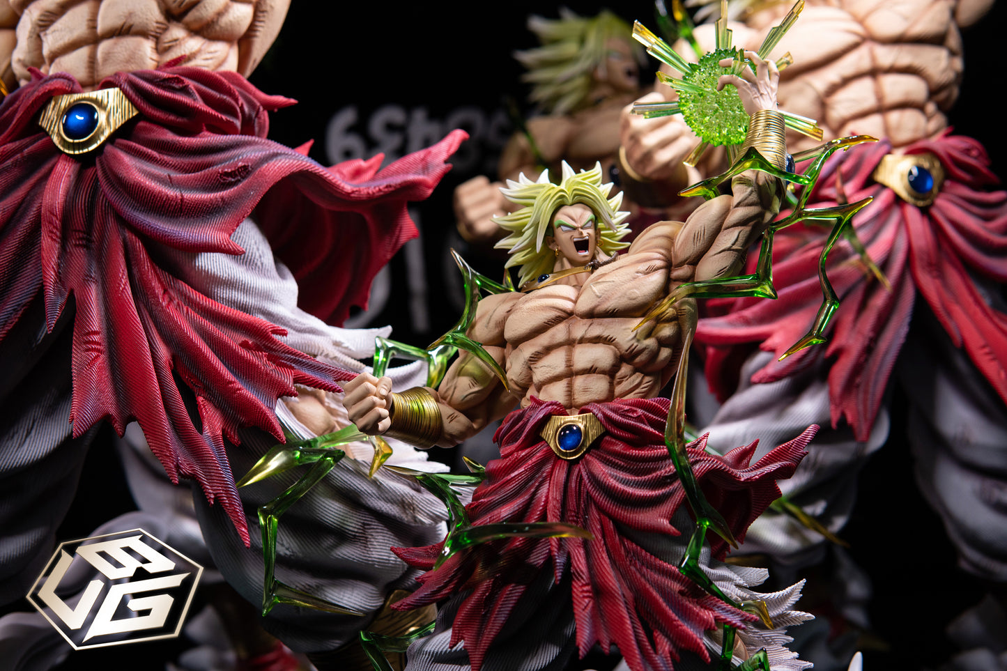 BUG STUDIO – DRAGON BALL Z: BROLY [IN STOCK]