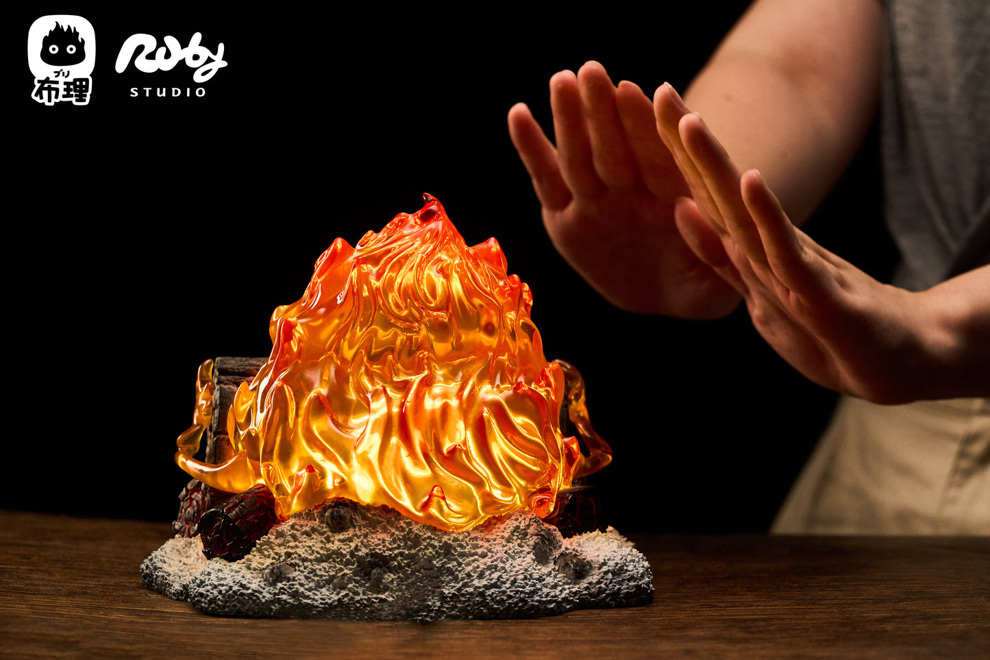 BURI x RUBY STUDIO – HOWL’S MOVING CASTLE: 2. HUNGRY CALCIFER NIGHT LIGHT [PRE-ORDER]