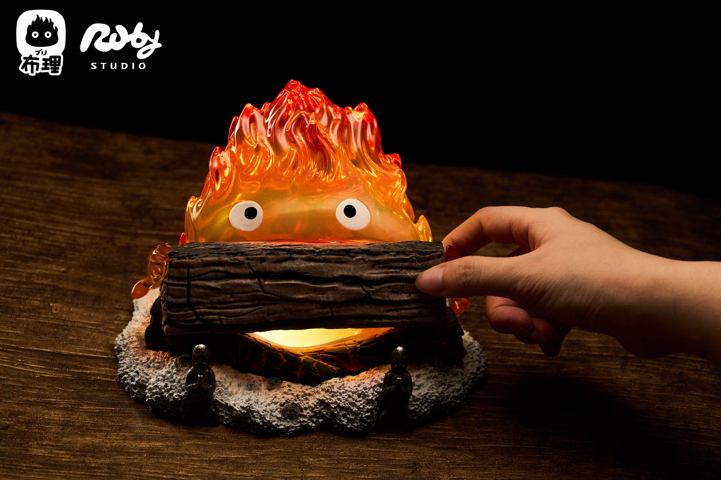 BURI x RUBY STUDIO – HOWL’S MOVING CASTLE: 2. HUNGRY CALCIFER NIGHT LIGHT [PRE-ORDER]