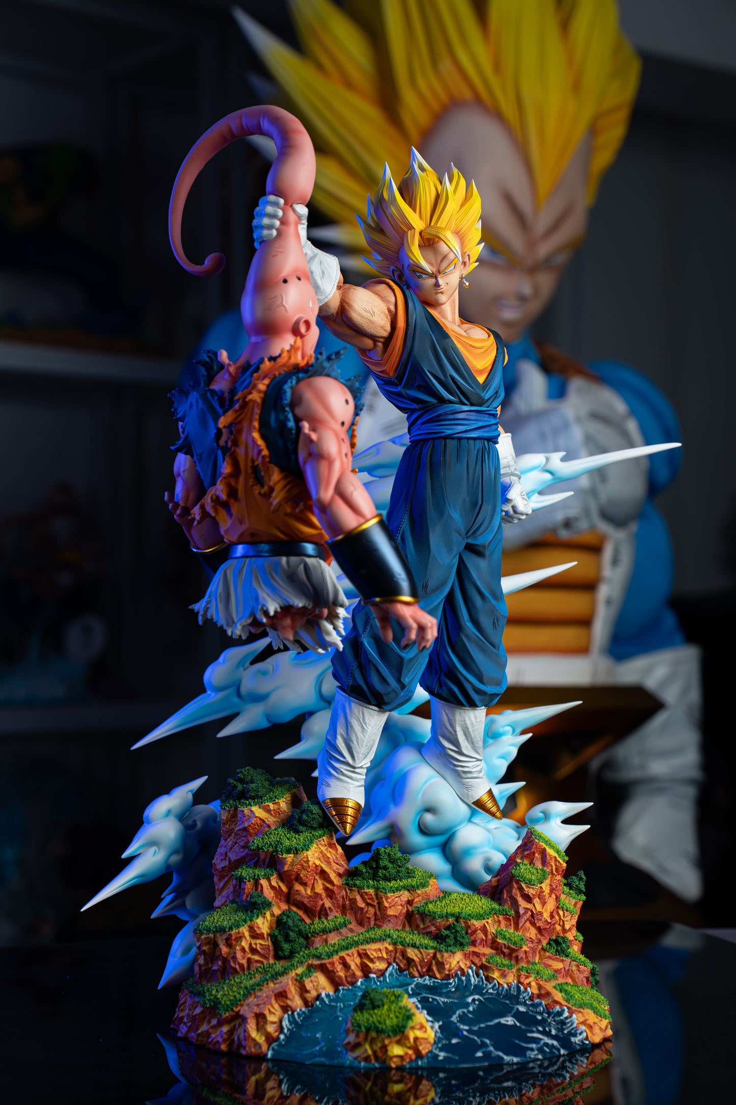 CLOUDS STUDIO - DRAGON BALL Z: VEGETTO VS BUU [IN STOCK]