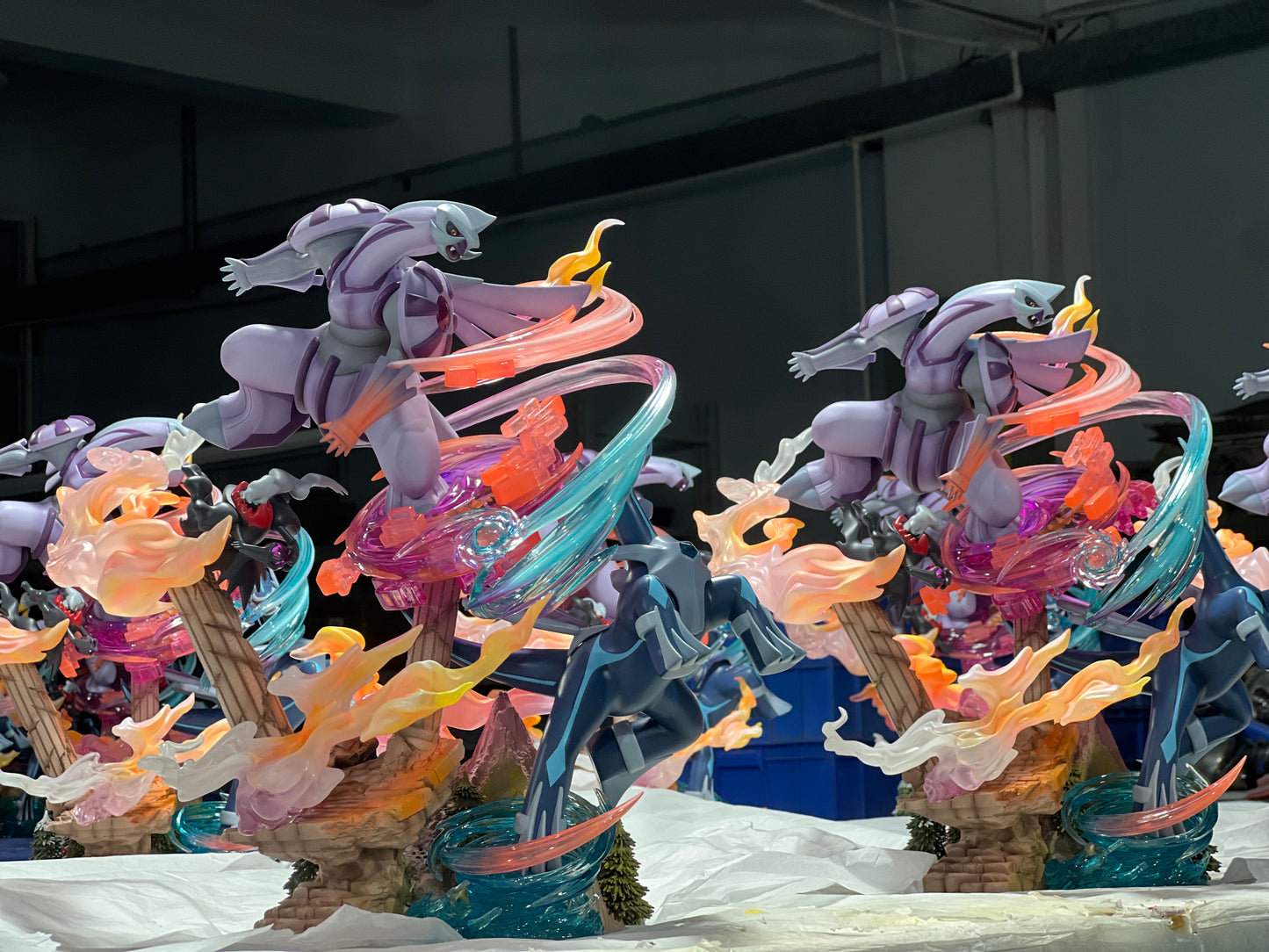 CRESCENT STUDIO – POKEMON: SPACE-TIME TOWERS BATTLE, DIALGA VS PALKIA [IN STOCK]