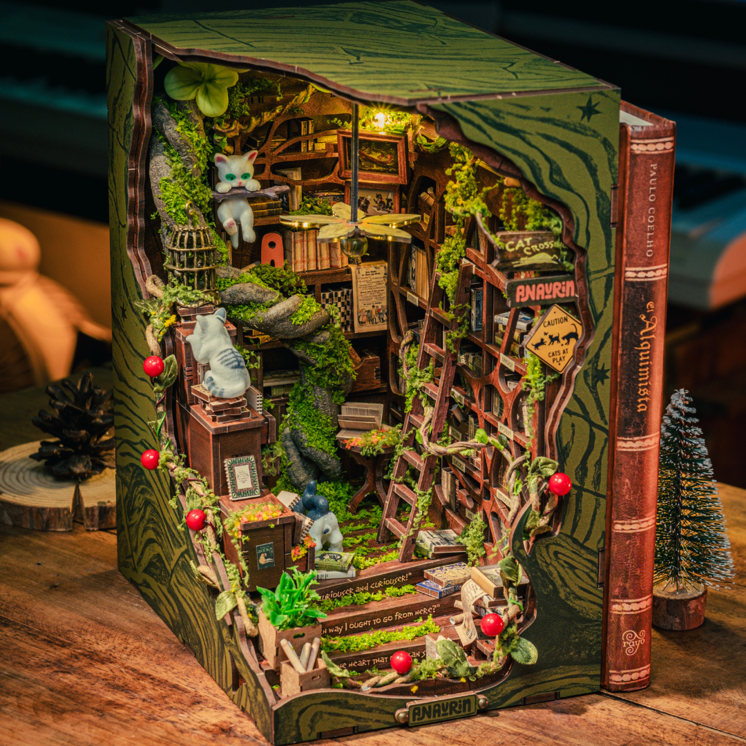 ANAVRIN – CATS CROSSING BOOK NOOK KIT 6