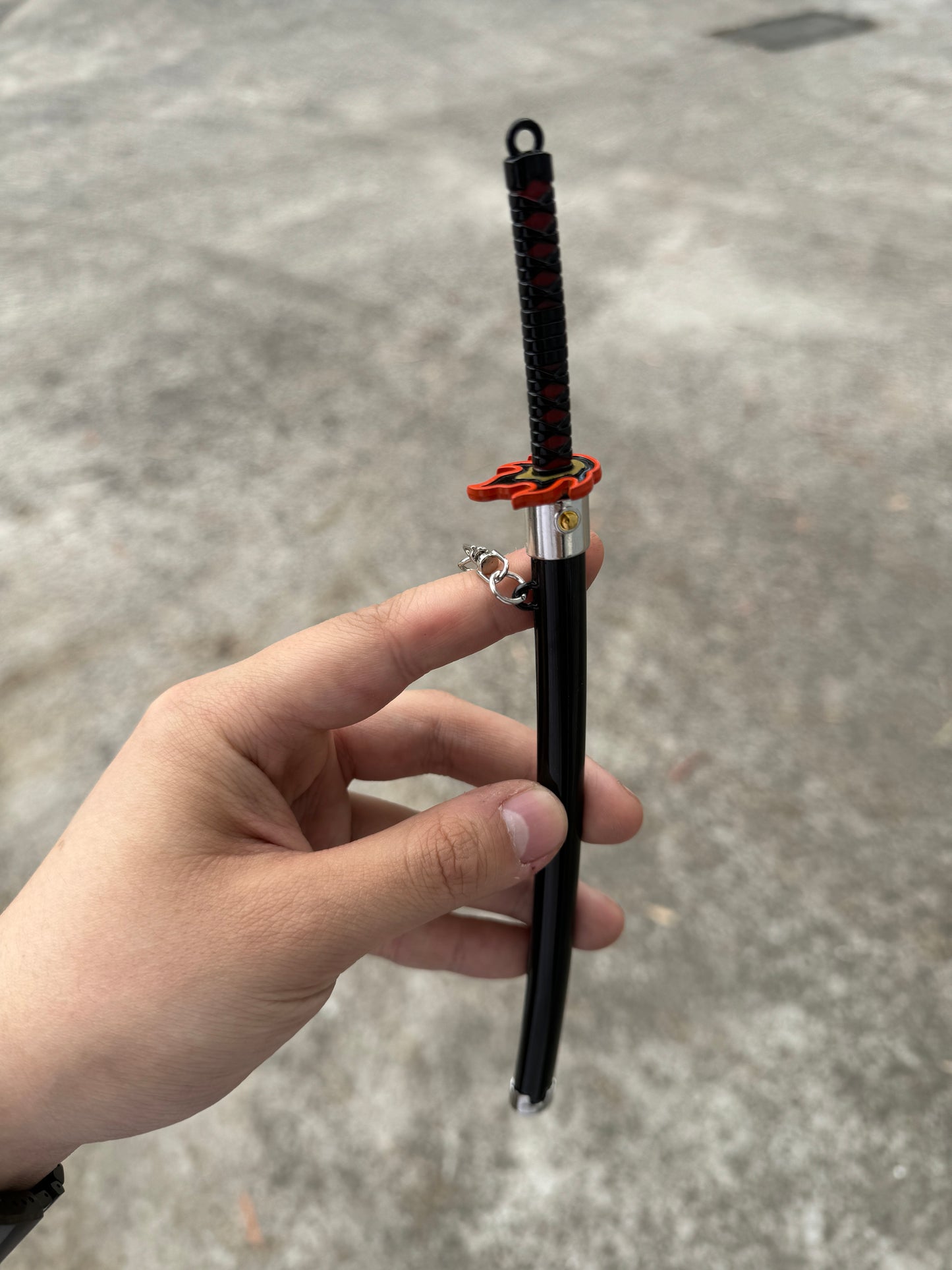 DEMON SLAYER – TANJIRO KAMADO’S FINAL NICHIRIN SWORD V2 KEYCHAIN