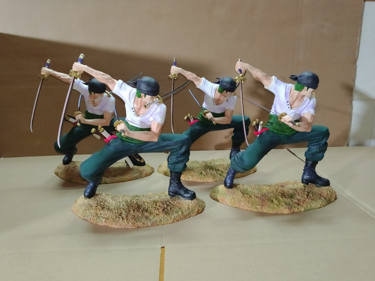 ENIES LOBBY STUDIO – ONE PIECE: SANTORYU ZORO [IN STOCK]