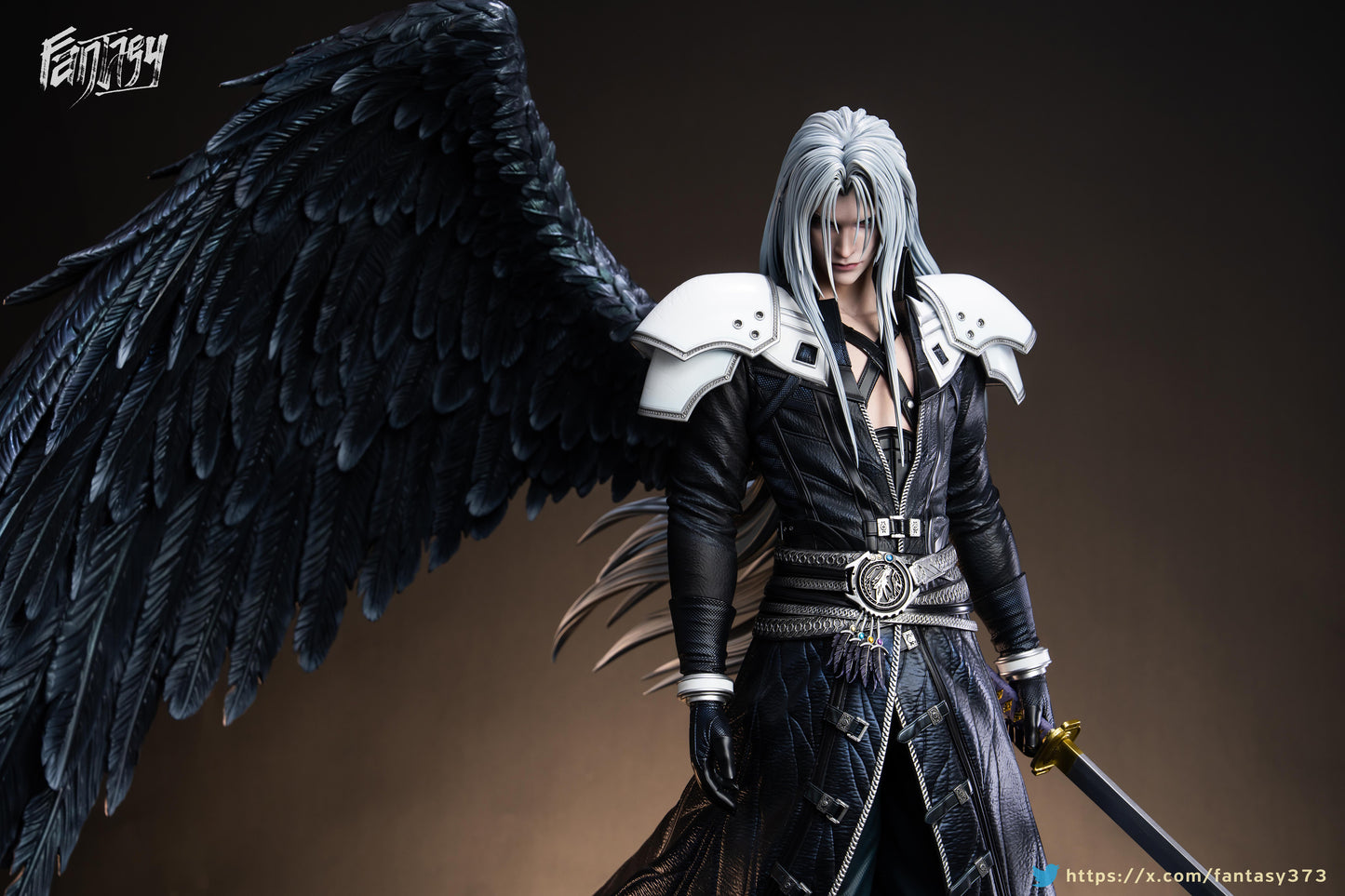 FANTASY STUDIO – FINAL FANTASY VII: 2. SEPHIROTH 1/3 [PRE-ORDER]