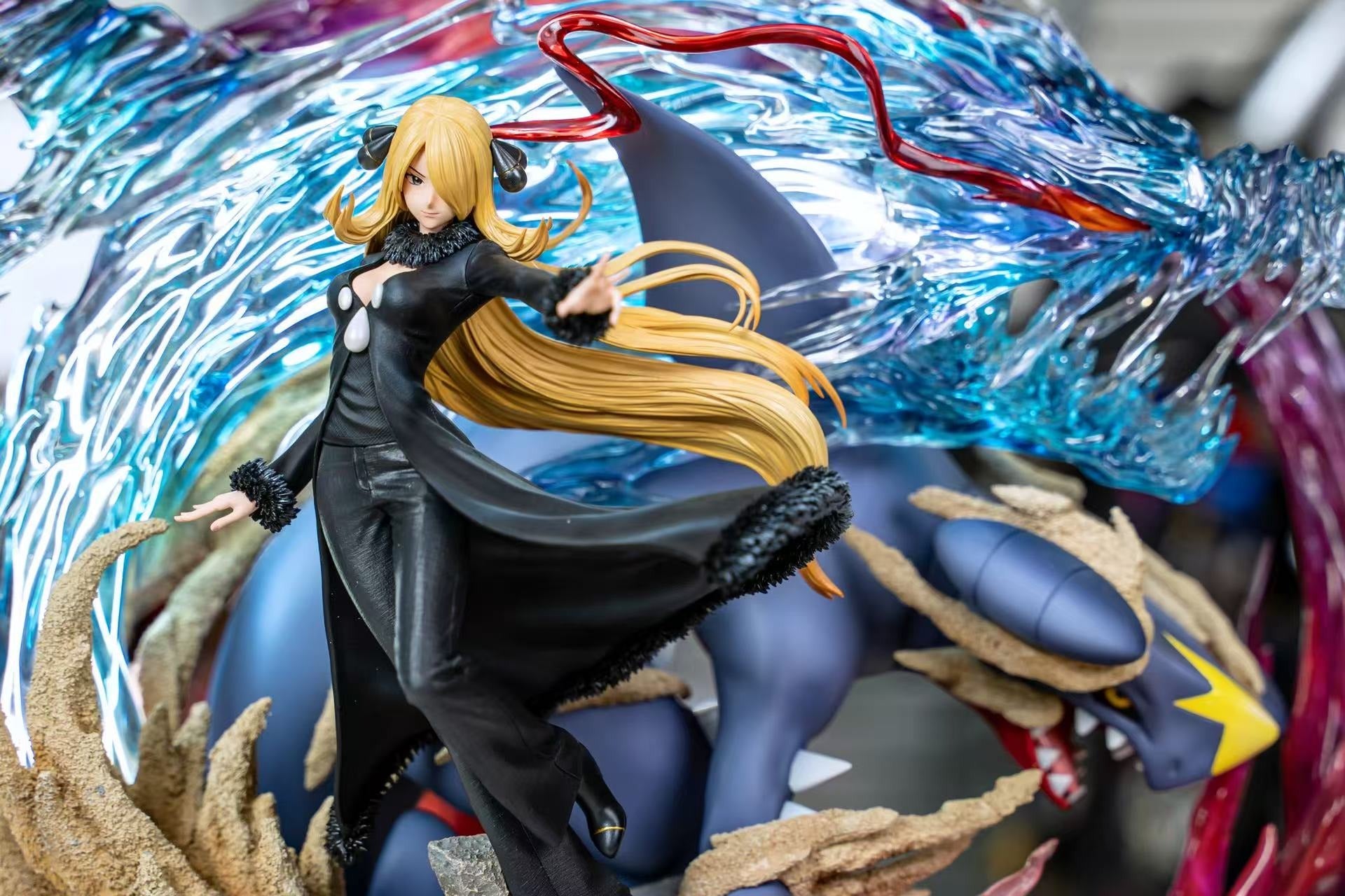 FANTASY STUDIO - POKEMON MASTERS EIGHT SERIES, CYNTHIA AND GARCHOMP 15