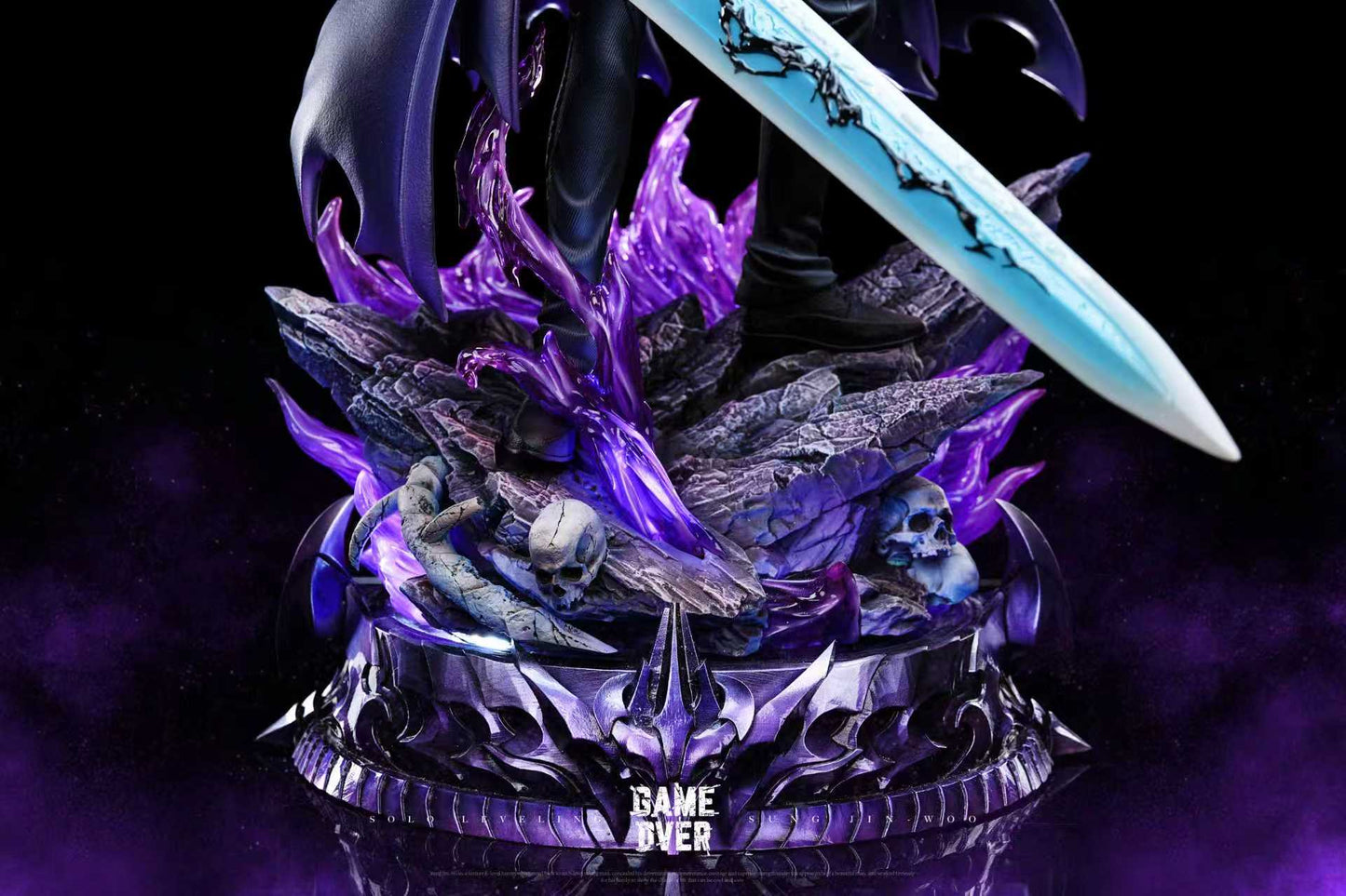 GAME OVER STUDIO – SOLO LEVELING: 1. SHADOW MONARCH, SUNG JINWOO [PRE-ORDER]