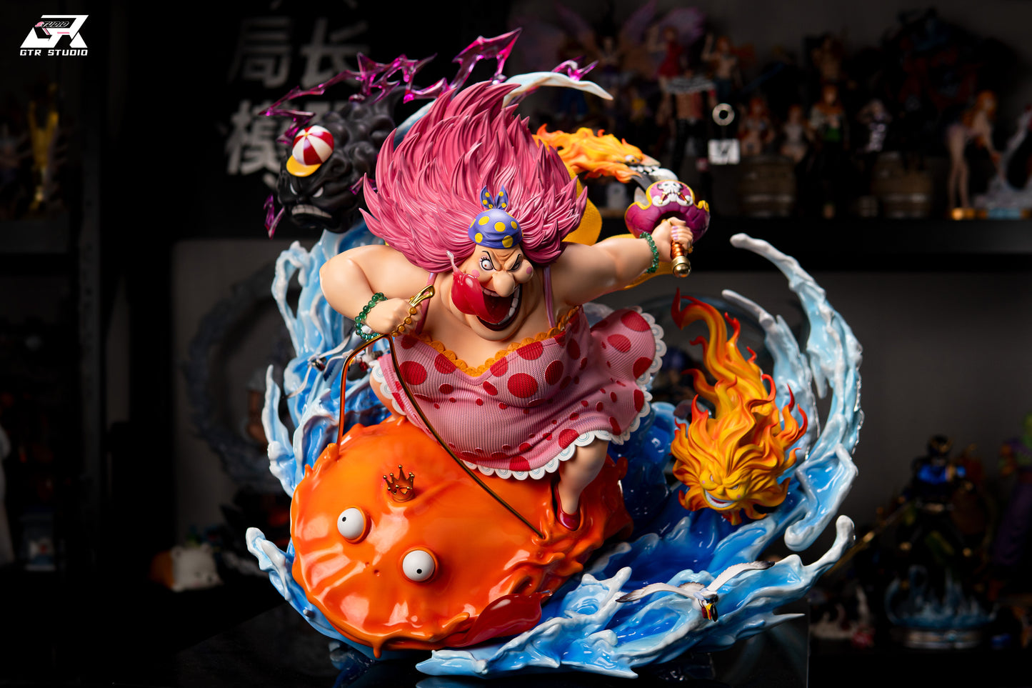 GTR STUDIO – ONE PIECE: FOUR EMPERORS SERIES 2. BIG MOM [IN STOCK]