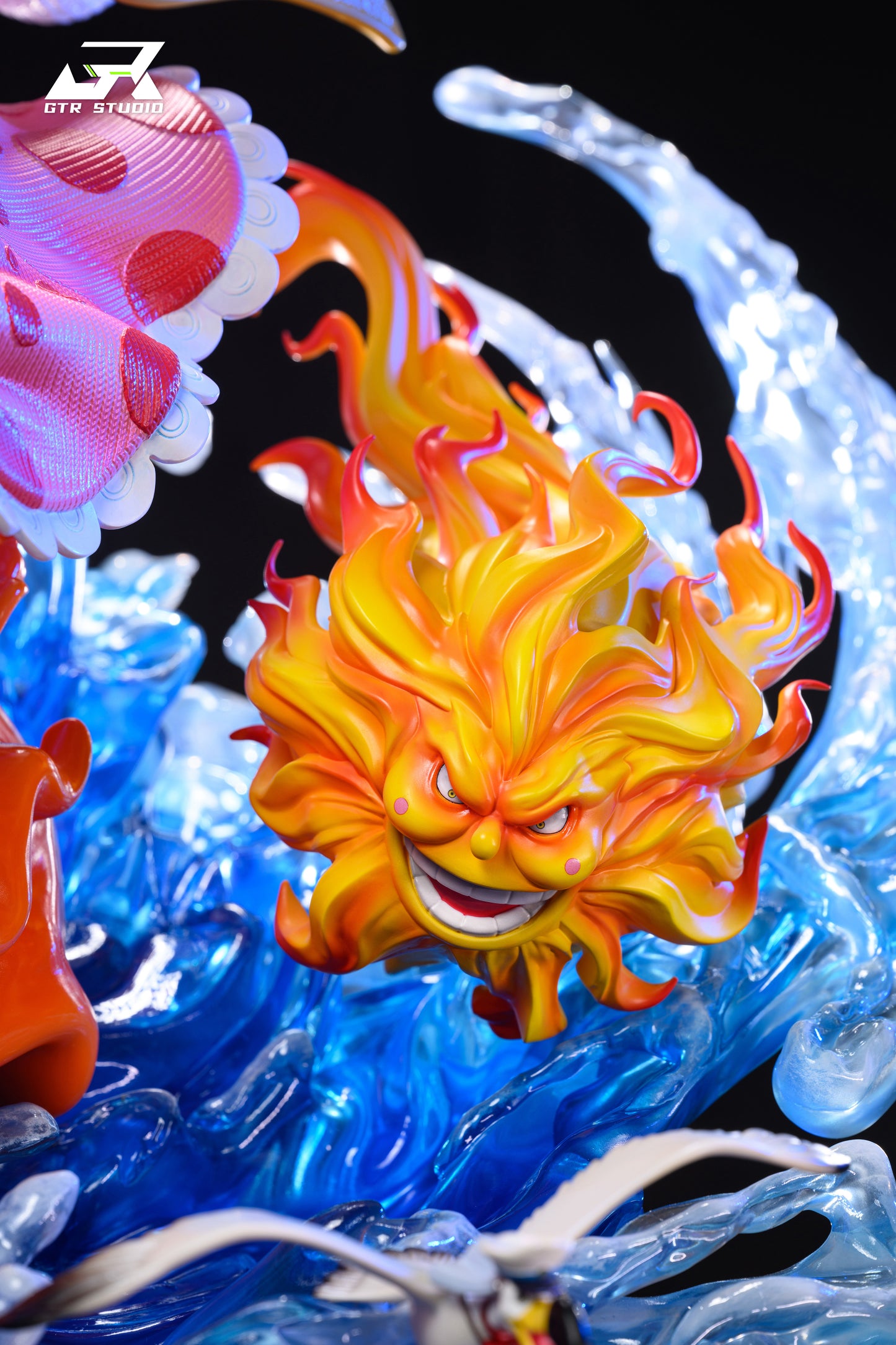 GTR STUDIO – ONE PIECE: FOUR EMPERORS SERIES 2. BIG MOM [IN STOCK]