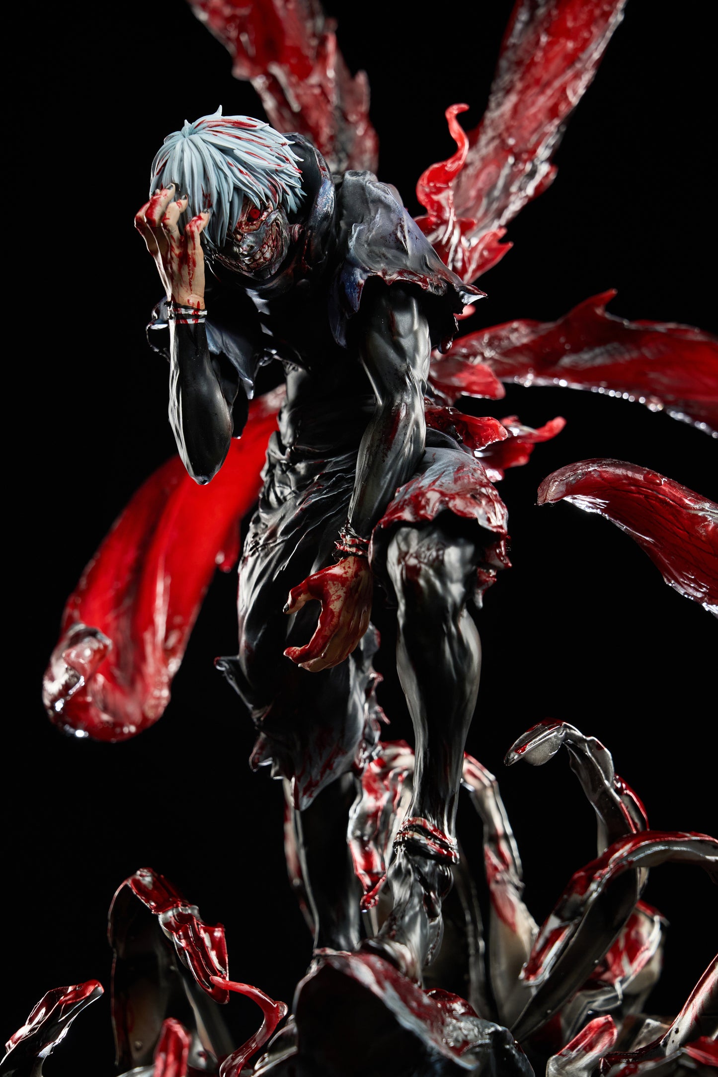 IRON CURTAIN STUDIO – TOKYO GHOUL: KEN KANEKI [IN STOCK]