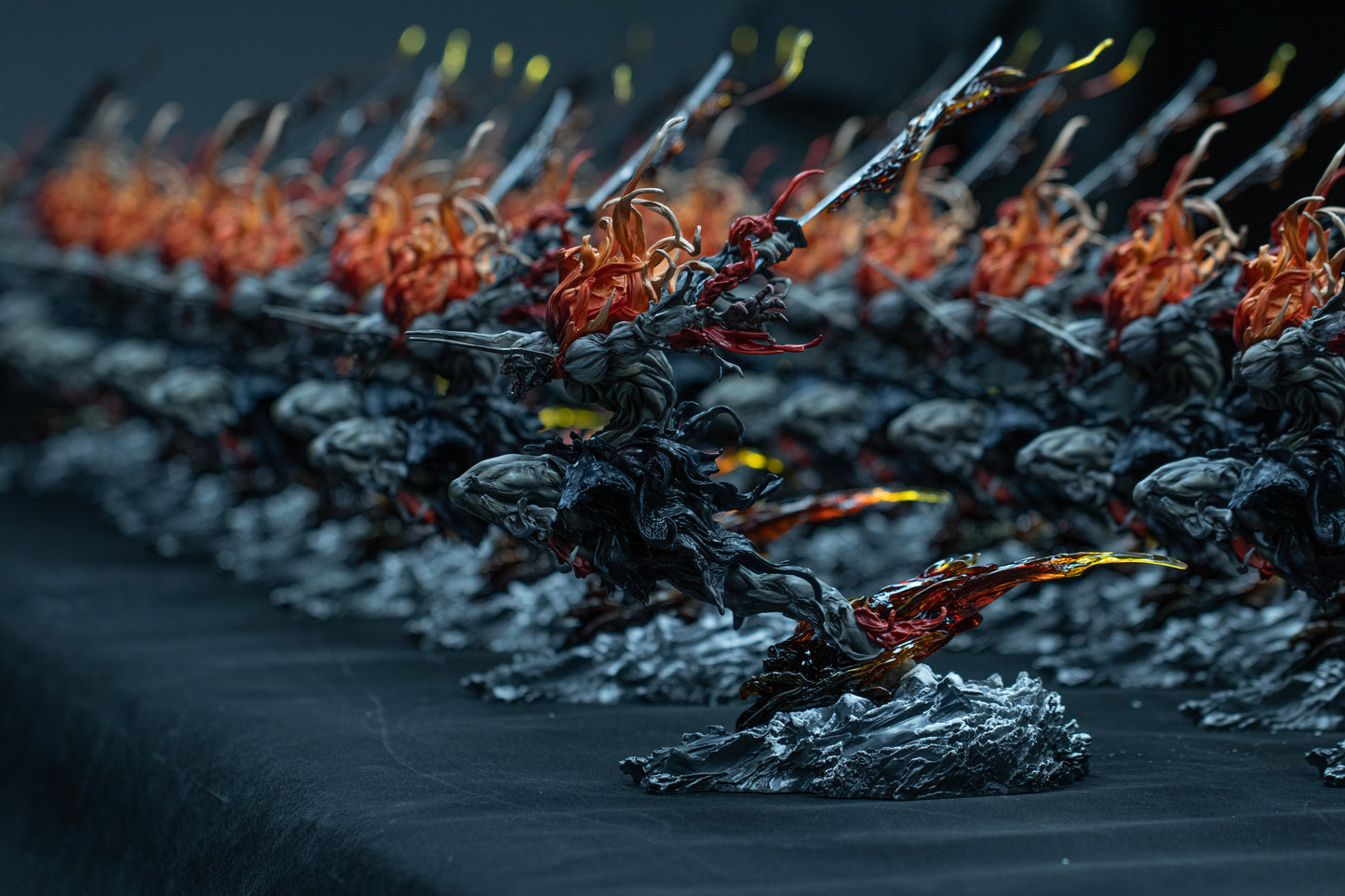 IRON CURTAIN STUDIO – BLEACH: COMPLETE HOLLOWFICATION ICHIGO [IN STOCK]