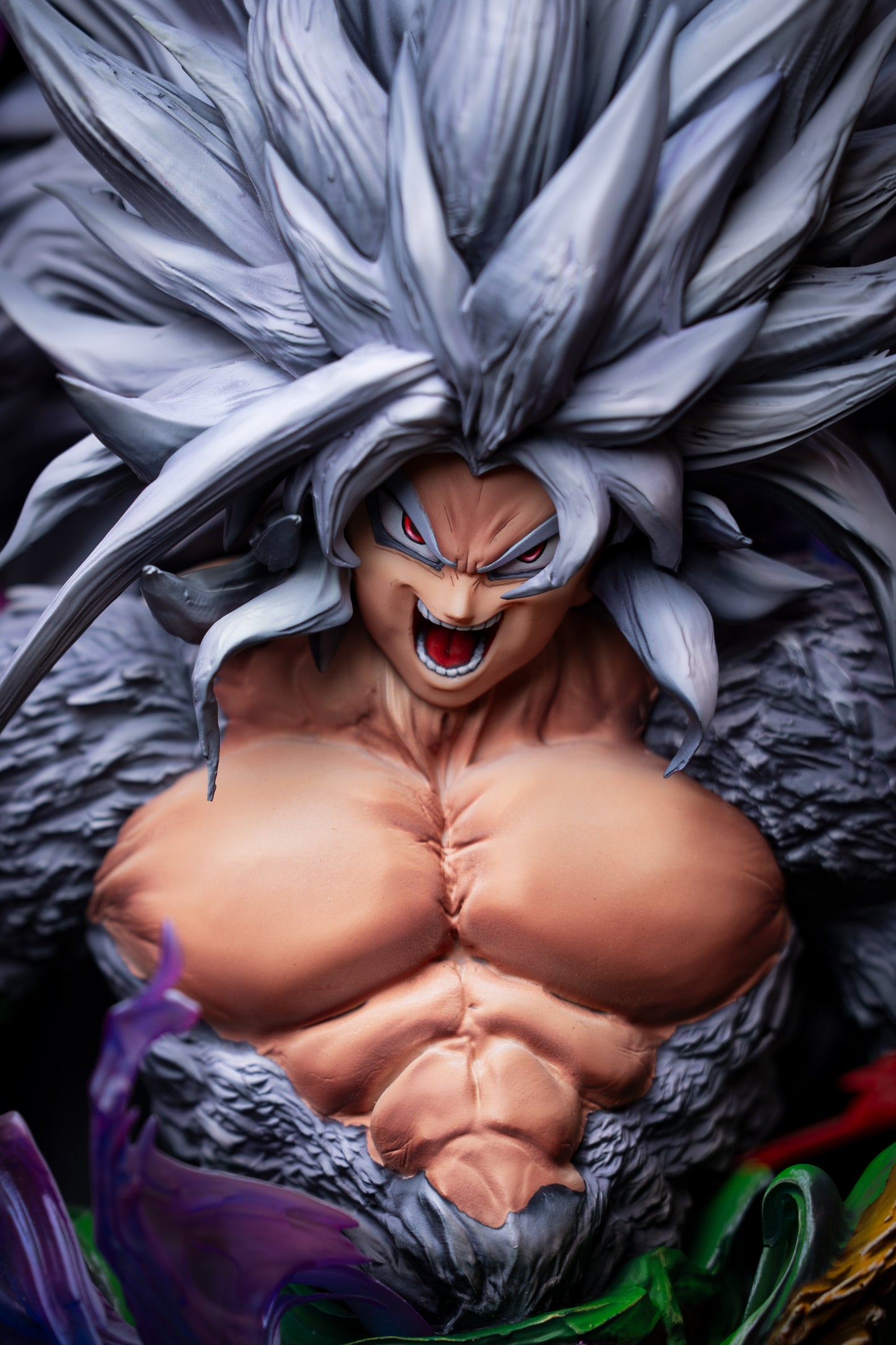 IRON CURTAIN STUDIO – DRAGON BALL GT: SUPER SAIYAN 4 AND 5 GOKU [PRE-ORDER]