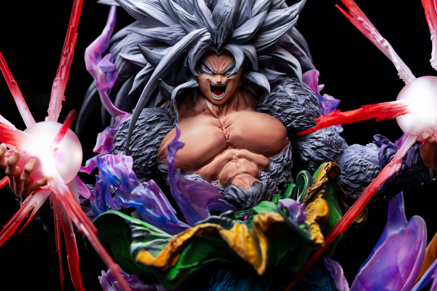 IRON CURTAIN STUDIO – DRAGON BALL GT: SUPER SAIYAN 4 AND 5 GOKU [PRE-ORDER]