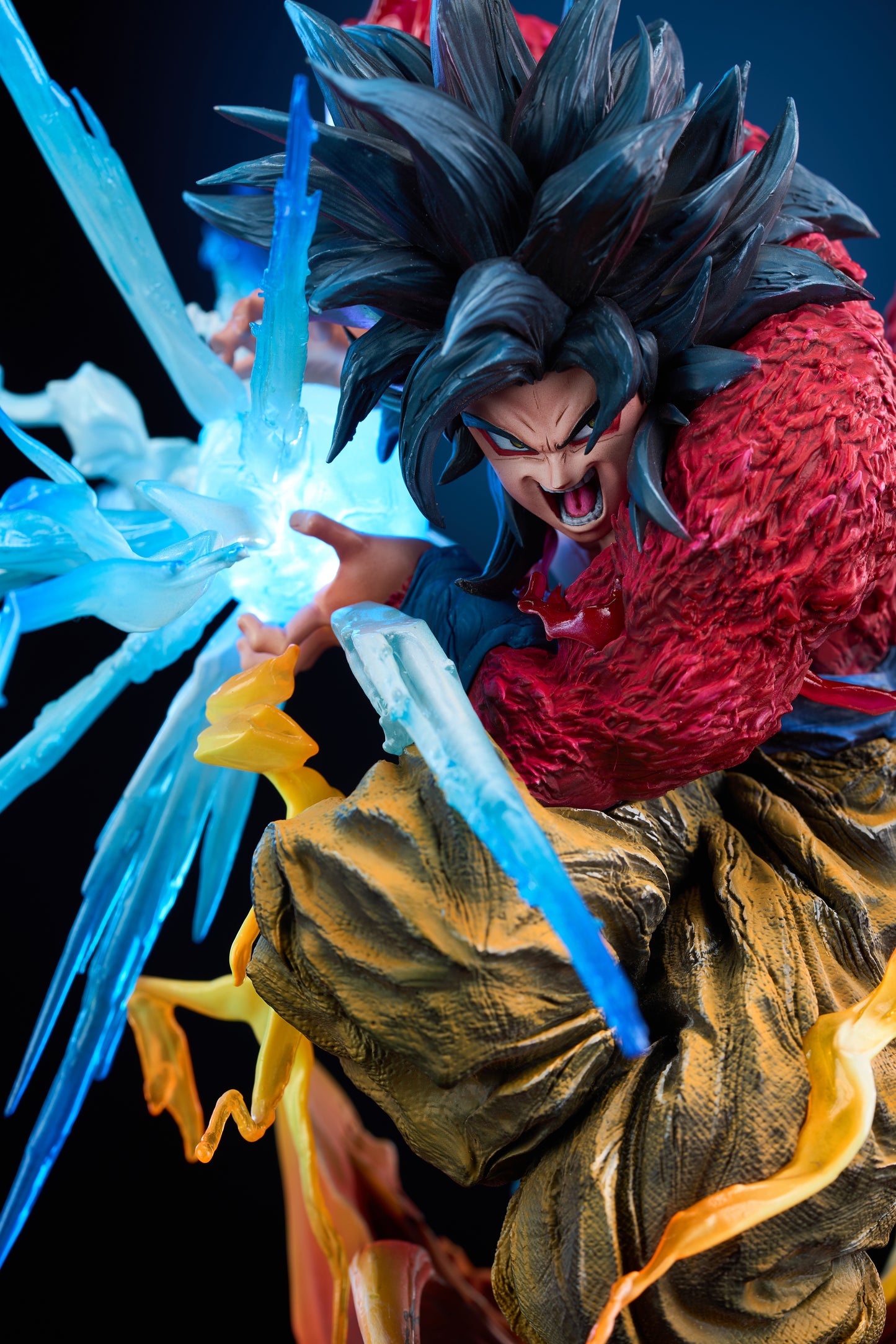 IRON CURTAIN STUDIO – DRAGON BALL GT: SUPER SAIYAN 4 AND 5 GOKU [PRE-ORDER]
