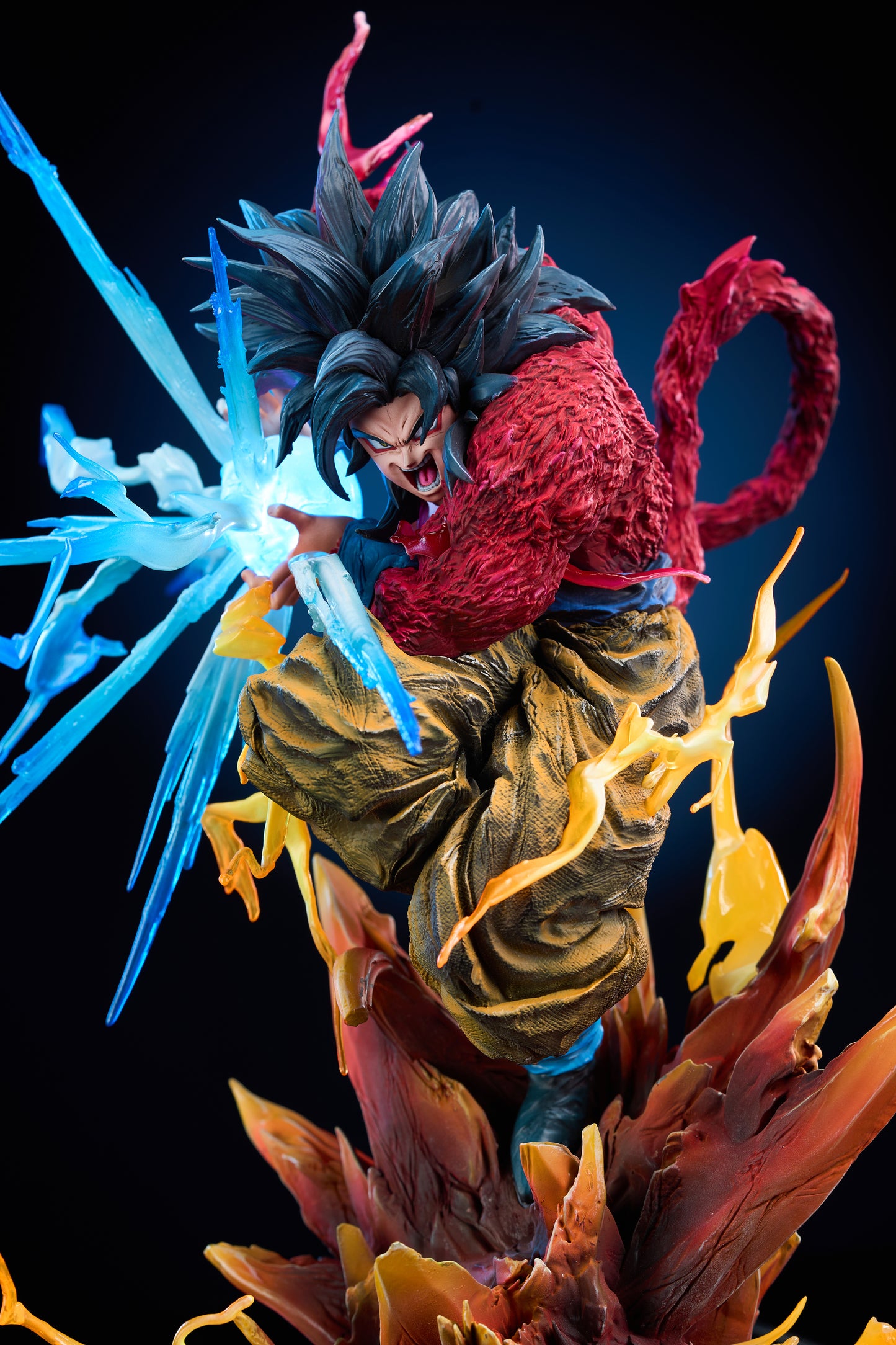 IRON CURTAIN STUDIO – DRAGON BALL GT: SUPER SAIYAN 4 AND 5 GOKU [PRE-ORDER]