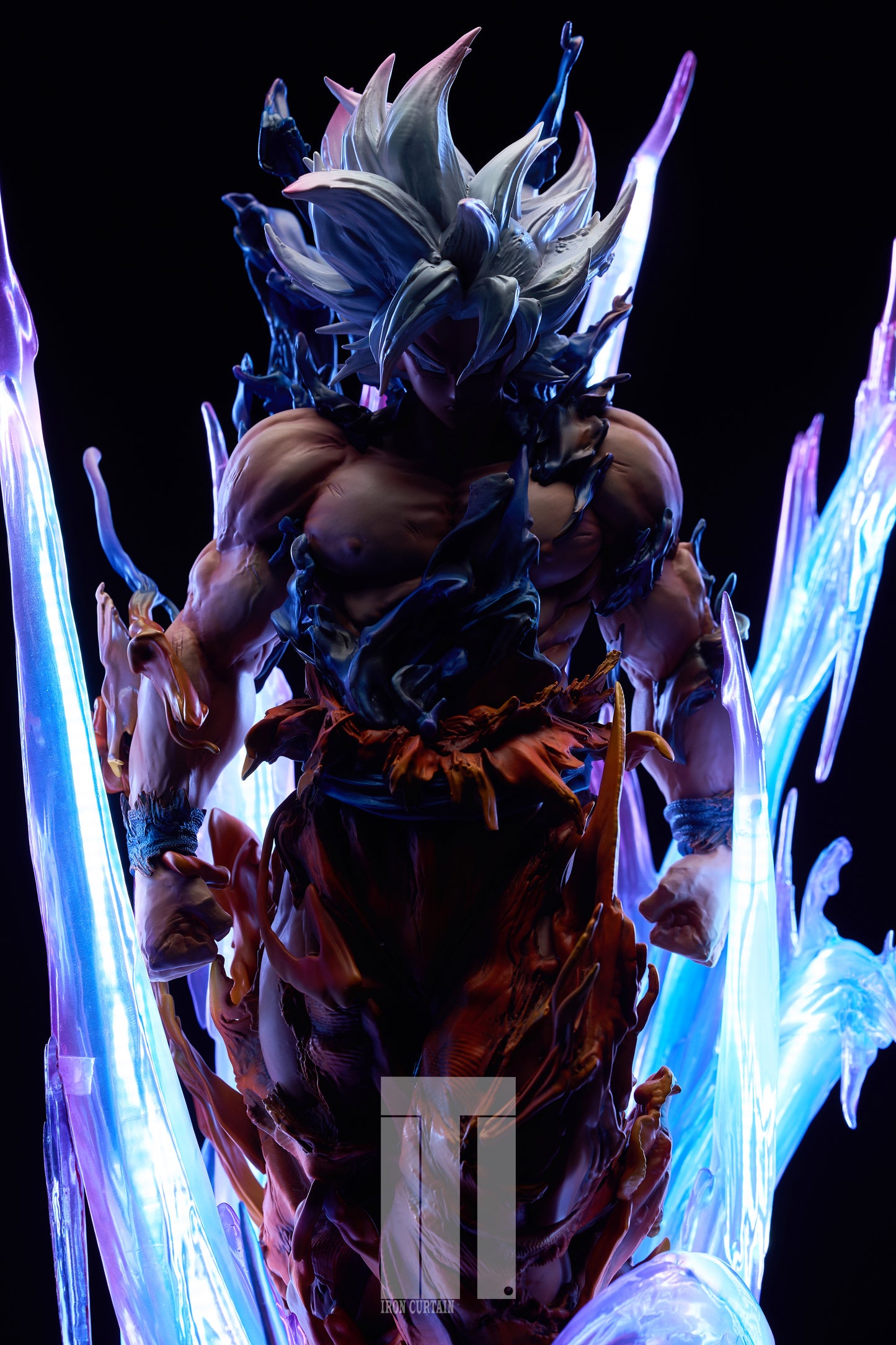 IRON CURTAIN STUDIO – DRAGON BALL SUPER: ULTRA INSTINCT GOKU [PRE-ORDER]