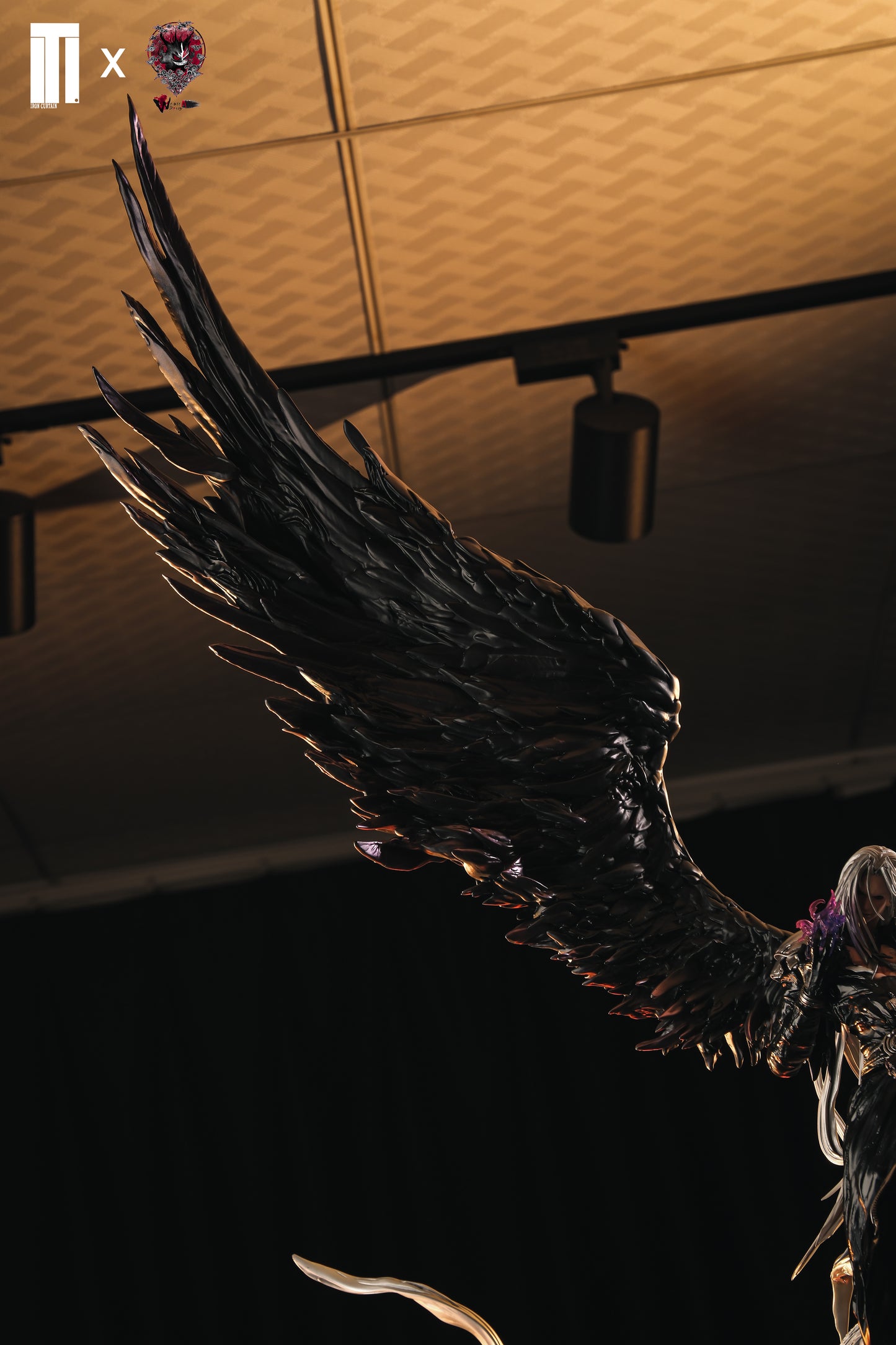IRON CURTAIN STUDIO – FINAL FANTASY VII: ANNIVERSARY EDITION, SEPHIROTH [PRE-ORDER]