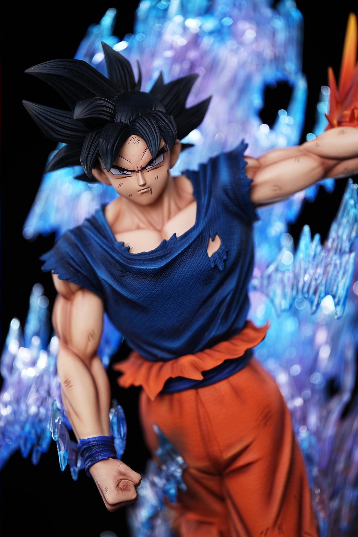 SHANGHAI TOEI ANIMATION x LIGHTYEAR STUDIO – DRAGON BALL SUPER: ULTRA INSTINCT GOKU (LICENSED) [IN STOCK]