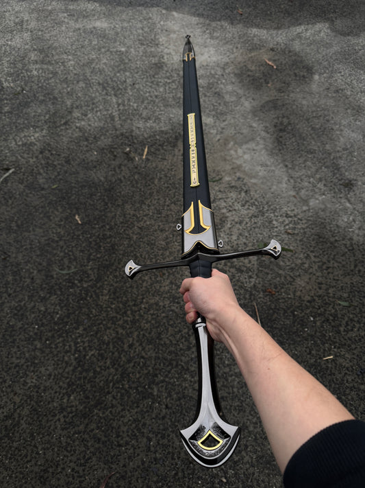LORD OF THE RINGS- ANDURIL, FLAME OF THE WEST, SWORD OF ARAGORN (COLLECTORS EDITION)