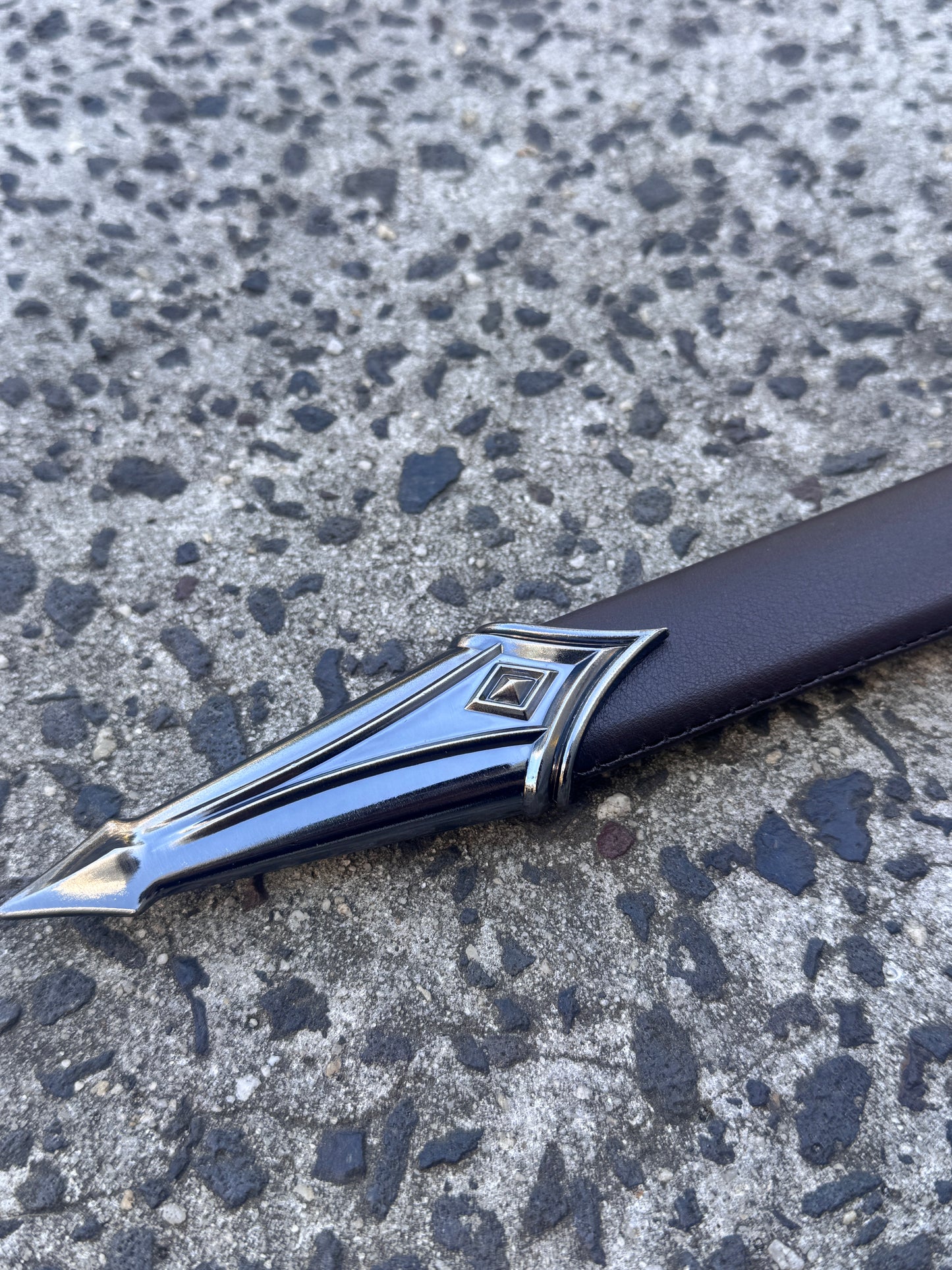 LORD OF THE RINGS – THE SWORD OF GALADRIEL