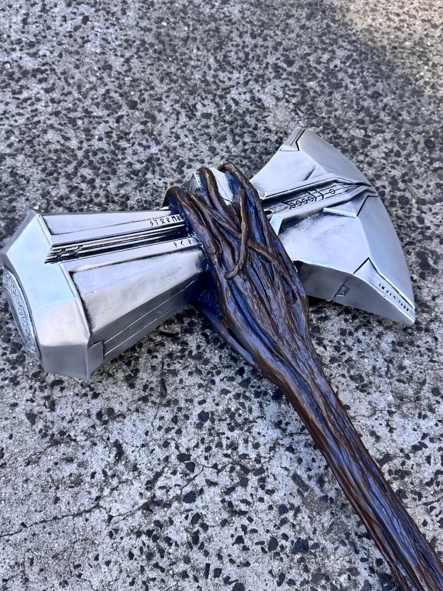 MARVEL'S AVENGERS - STORMBREAKER FIBREGLASS RESIN 1:1 REPLICA