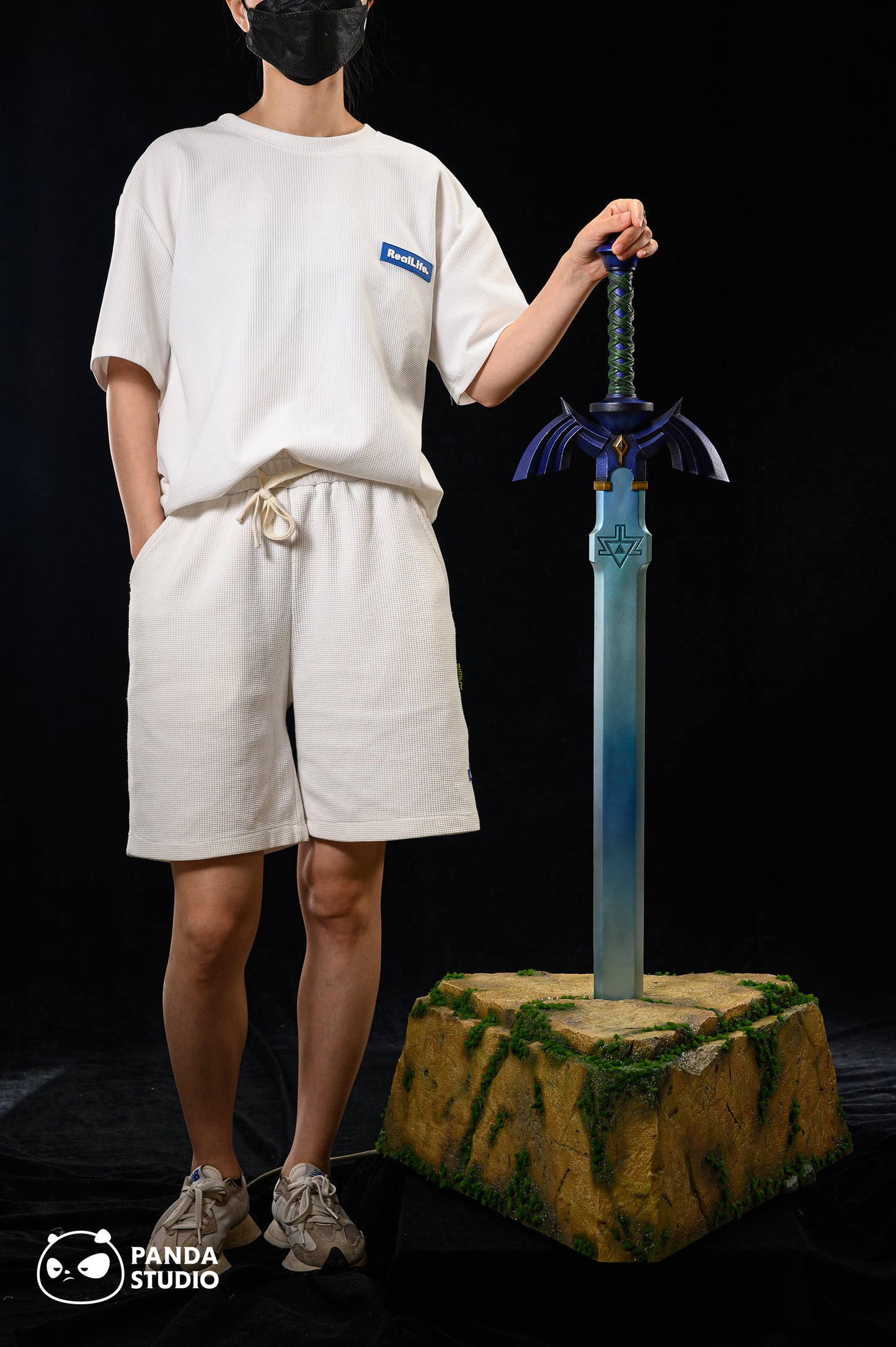 PANDA STUDIO – THE LEGEND OF ZELDA: THE MASTER SWORD [SOLD OUT]