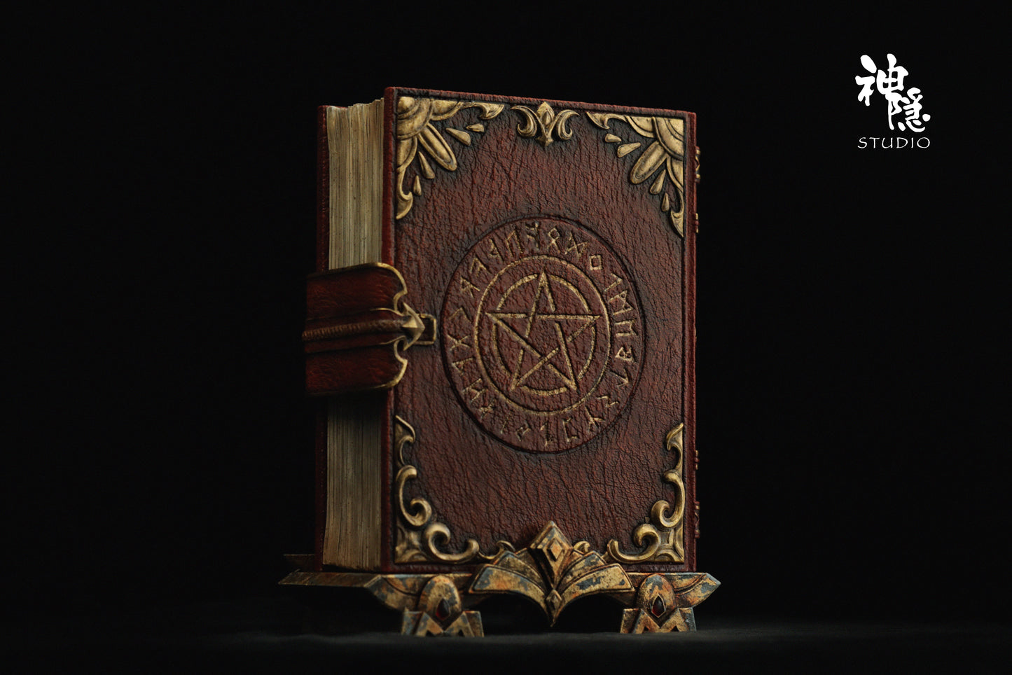 SHEN YIN STUDIO – HOWL’S MOVING CASTLE: GRIMOIRE CALCIFER [IN STOCK]