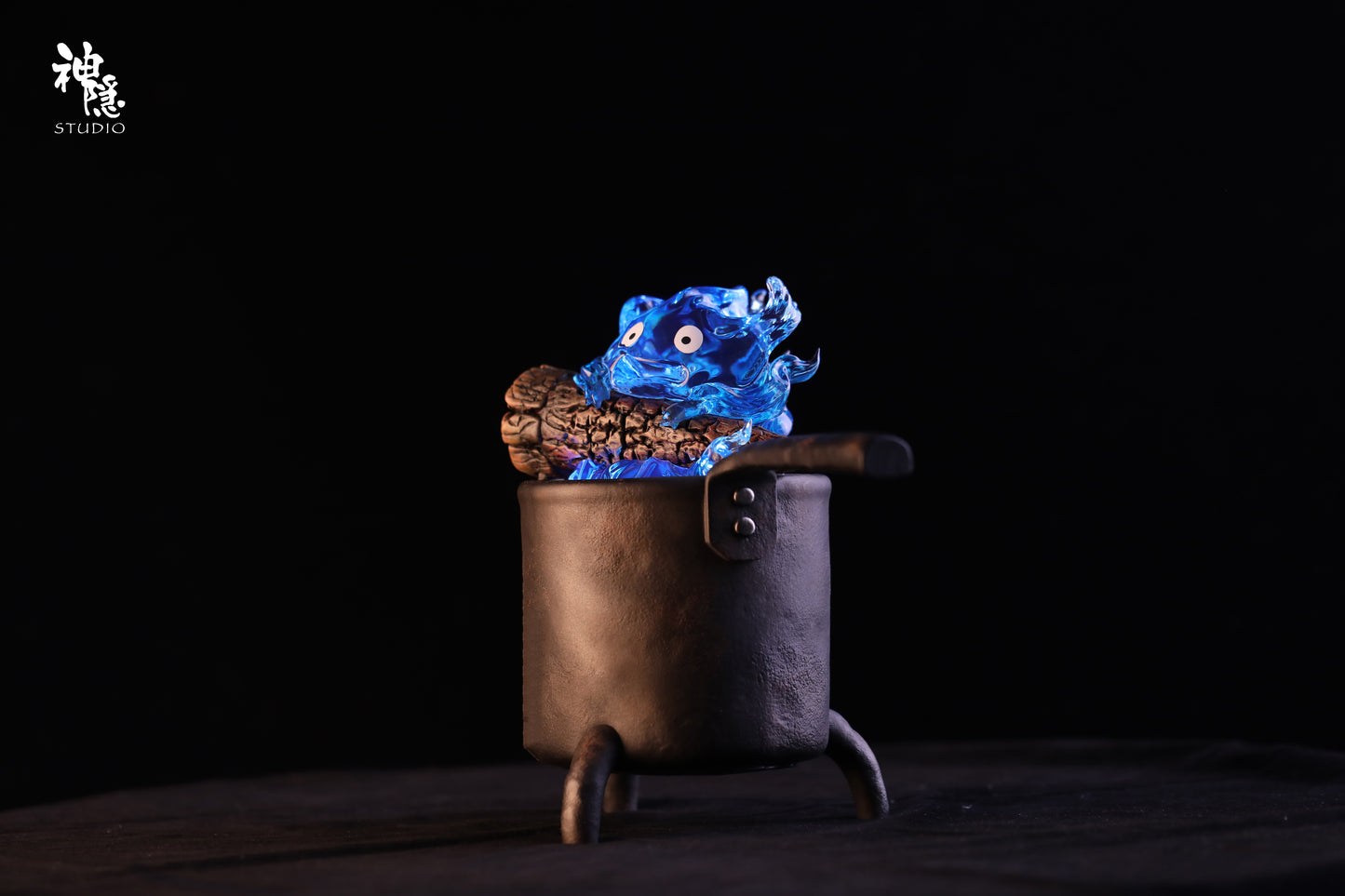 SHEN YIN STUDIO – HOWL’S MOVING CASTLE: MEETING SERIES, SAUCEPAN CALCIFER (BLUE VERSION) [PRE-ORDER]