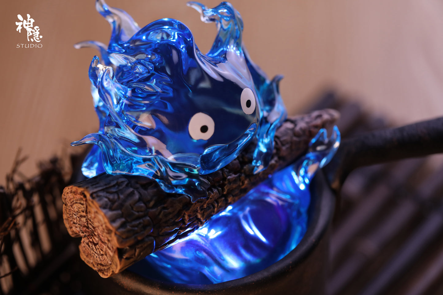 SHEN YIN STUDIO – HOWL’S MOVING CASTLE: MEETING SERIES, SAUCEPAN CALCIFER (BLUE VERSION) [PRE-ORDER]