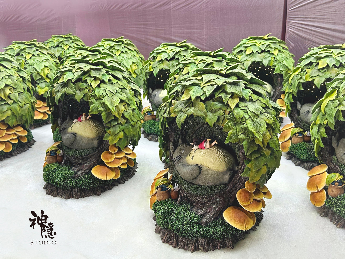 SHEN YIN STUDIO – MY NEIGHBOR TOTORO: TREE HOLE RESTING TOTORO [IN STOCK]