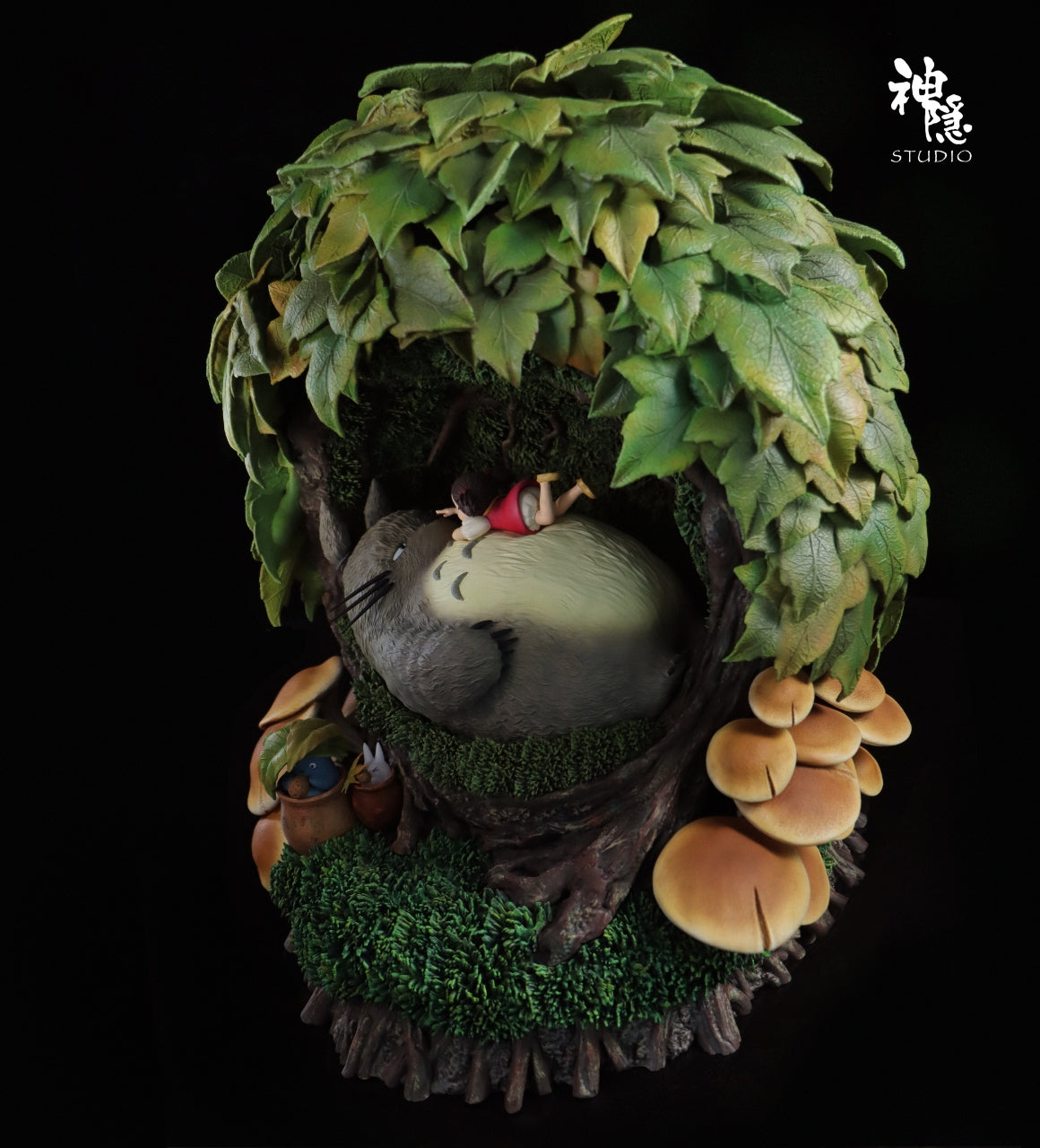 SHEN YIN STUDIO – MY NEIGHBOR TOTORO: TREE HOLE RESTING TOTORO [IN STOCK]