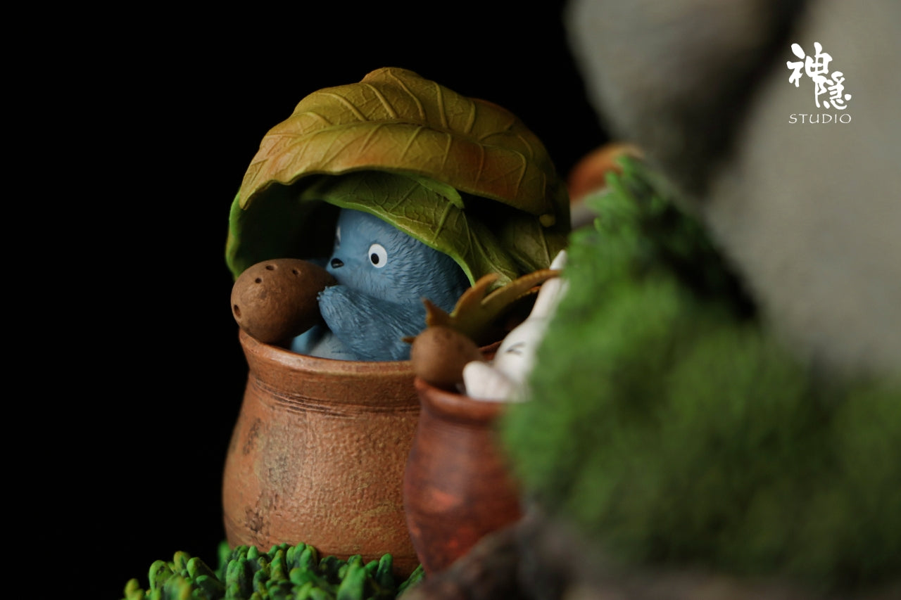 SHEN YIN STUDIO – MY NEIGHBOR TOTORO: TREE HOLE RESTING TOTORO [IN STOCK]