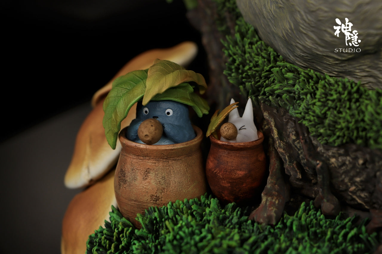 SHEN YIN STUDIO – MY NEIGHBOR TOTORO: TREE HOLE RESTING TOTORO [IN STOCK]