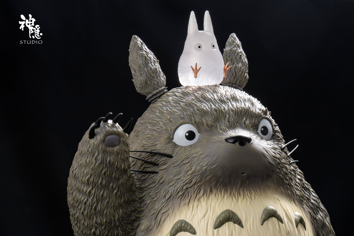 SHEN YIN STUDIO – MY NEIGHBOUR TOTORO: WAVING TOTORO [IN STOCK]
